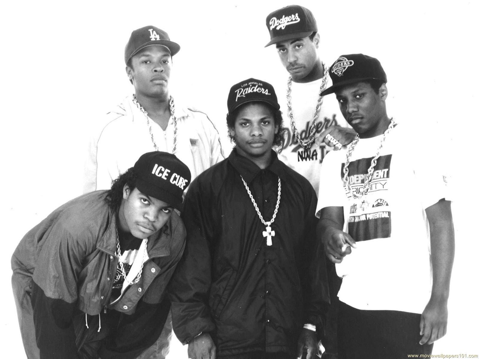 1600x1200 Straight Outta Compton
