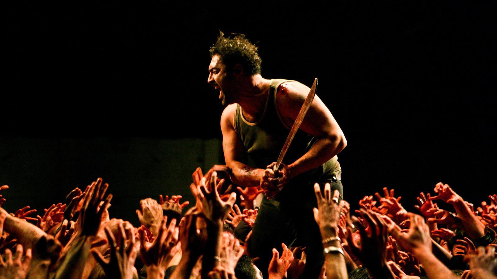 1600x899 The Horde (La Horde) (2009)