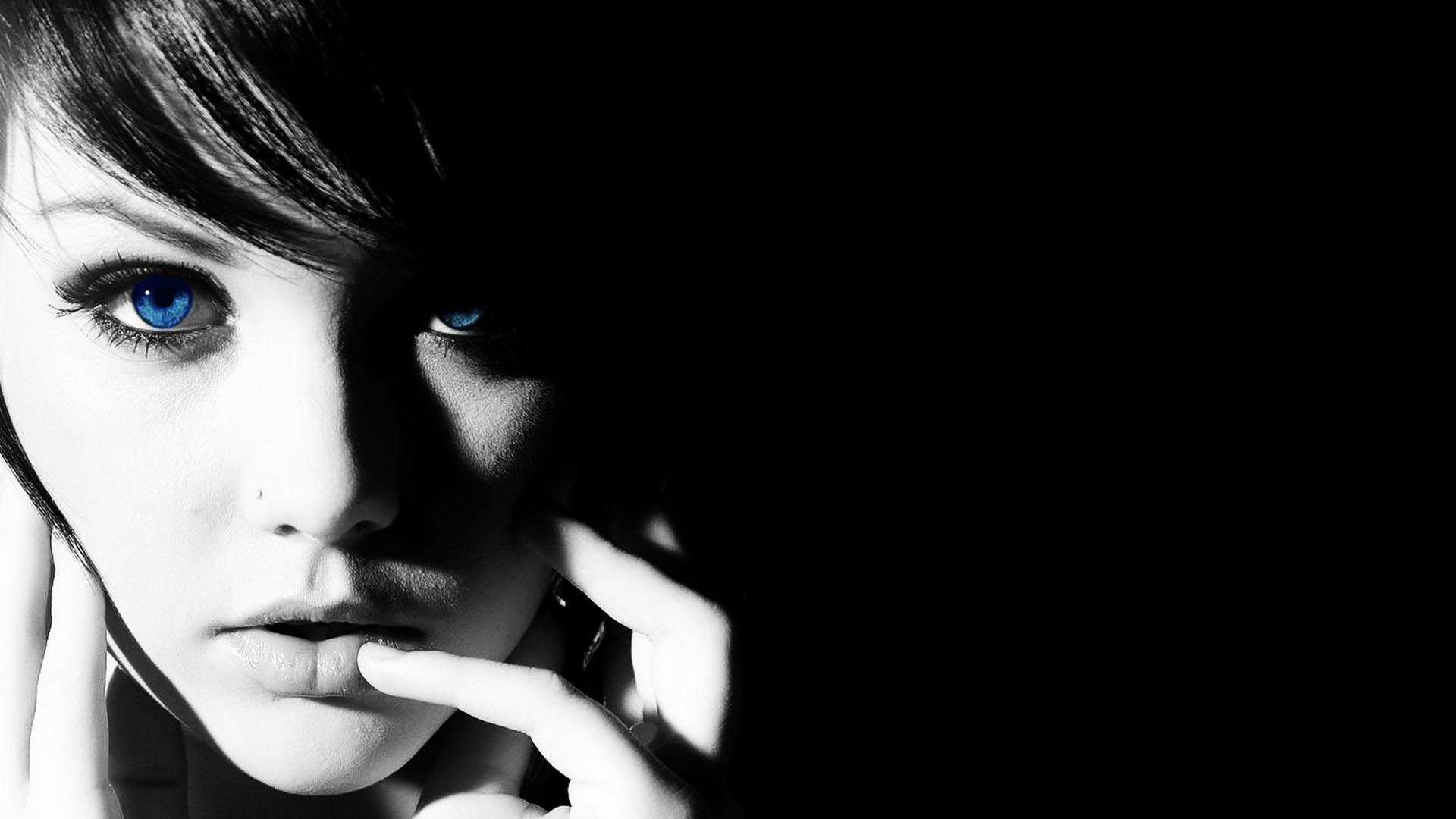 1920x1080 Blue Eyes Wallpaper