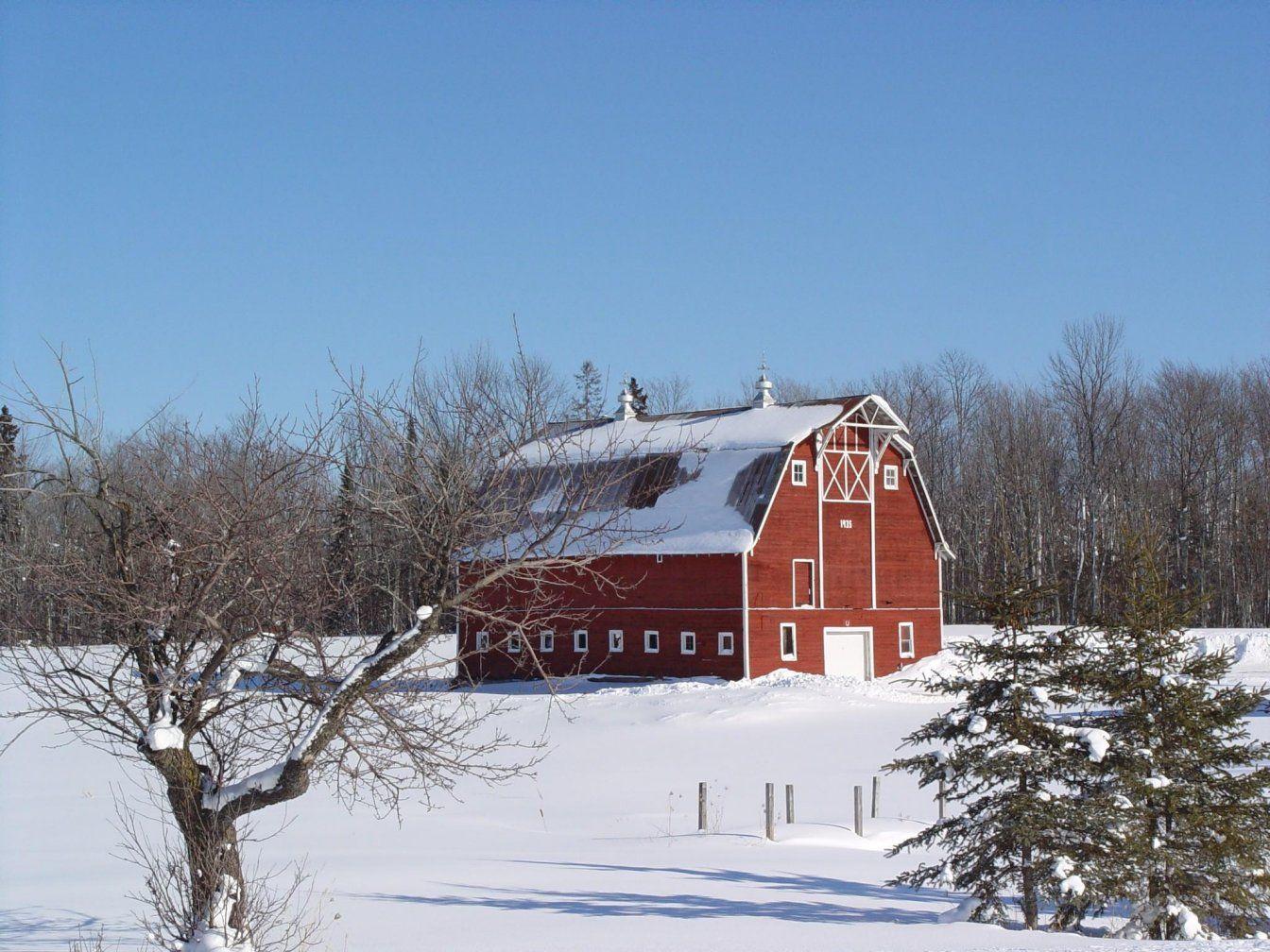 1344x1008 Barn Desktop Wallpaper