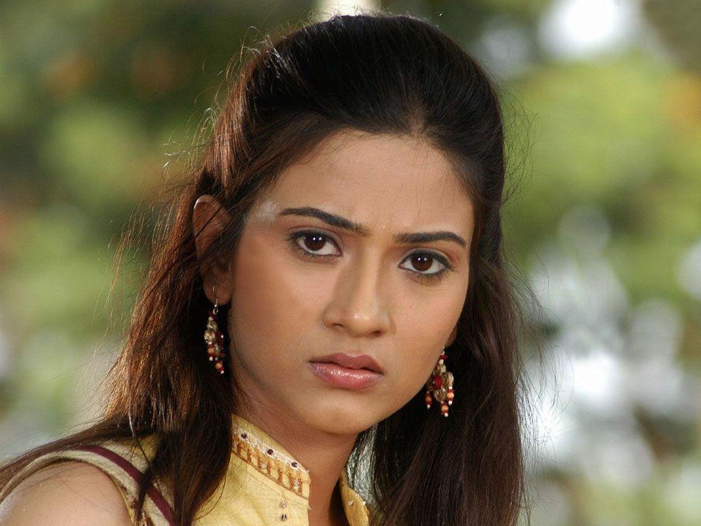 1024x768 Aditi Sharma HD Image, Wallpaper And Picture. Aditi sharma, Free wallpaper, Sharma