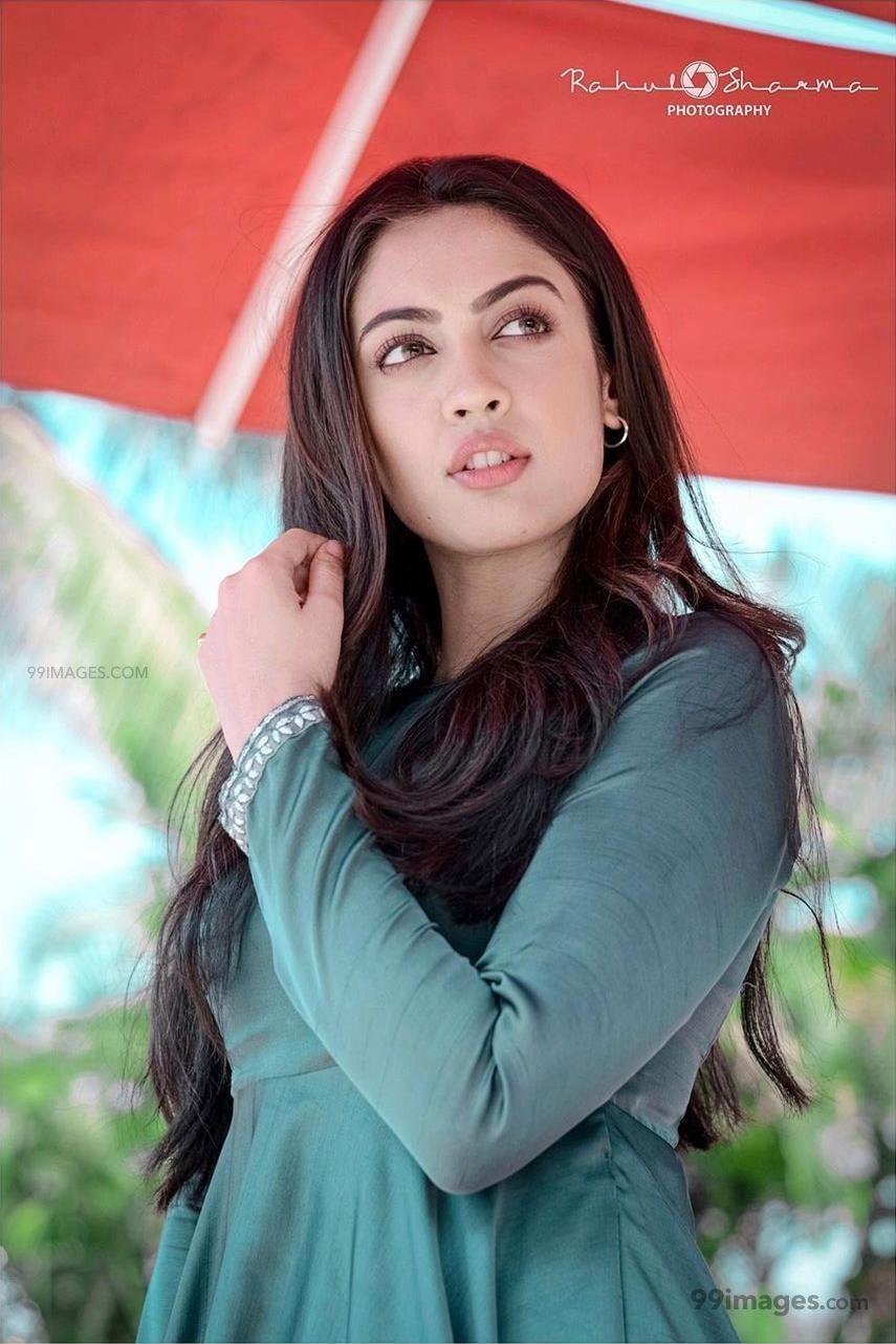 855x1282 Aditi Sharma HD Wallpaper (Desktop Background / Android / iPhone) (1080p, 4k) (855x1282) (2021)