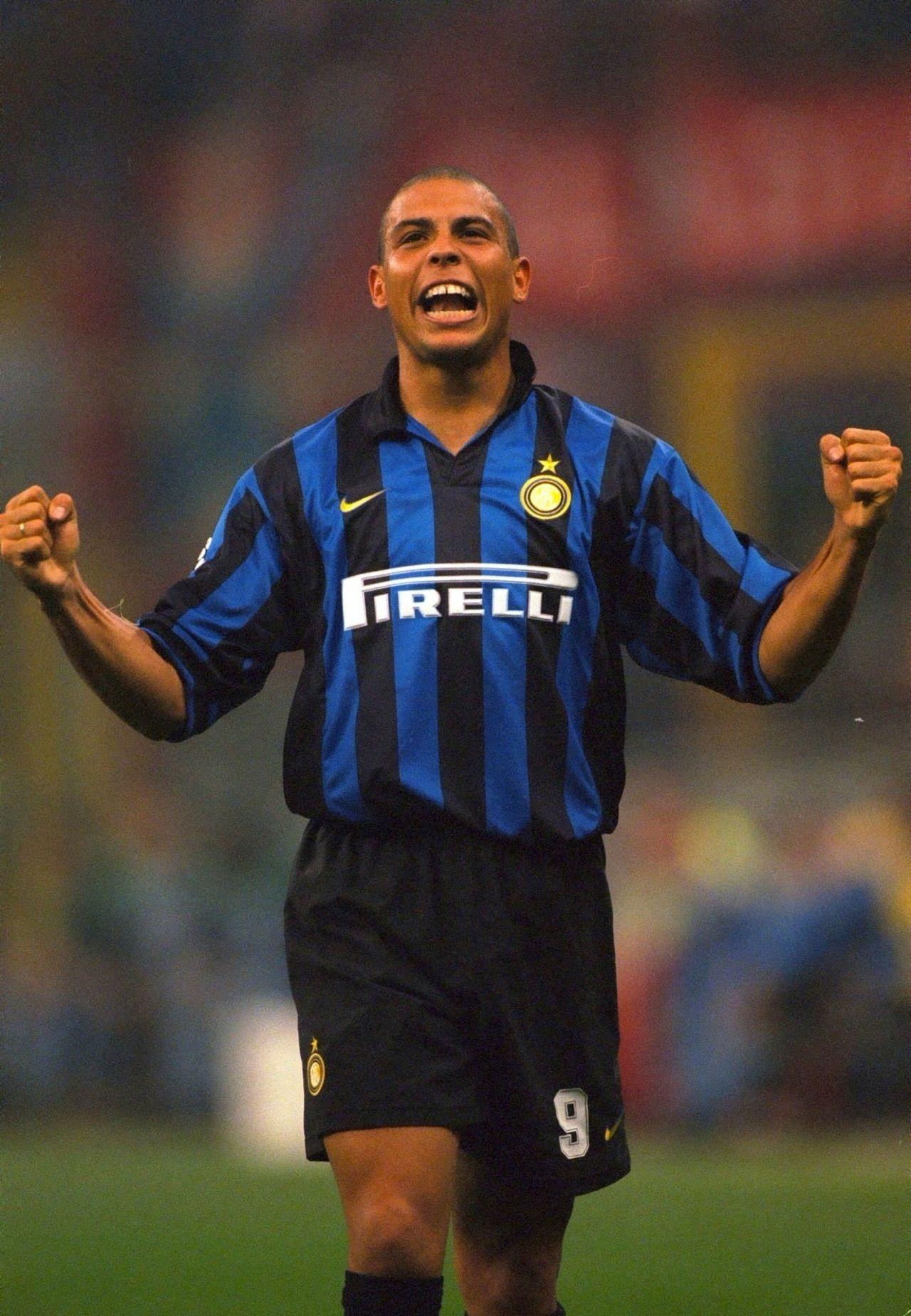 1280x1849 Ronaldo Inter Milan Wallpaper