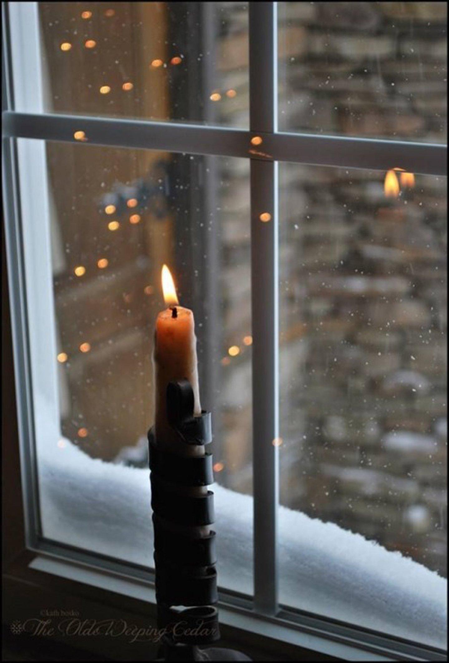 1440x2123 Window snow winter candle wallpaperx2123