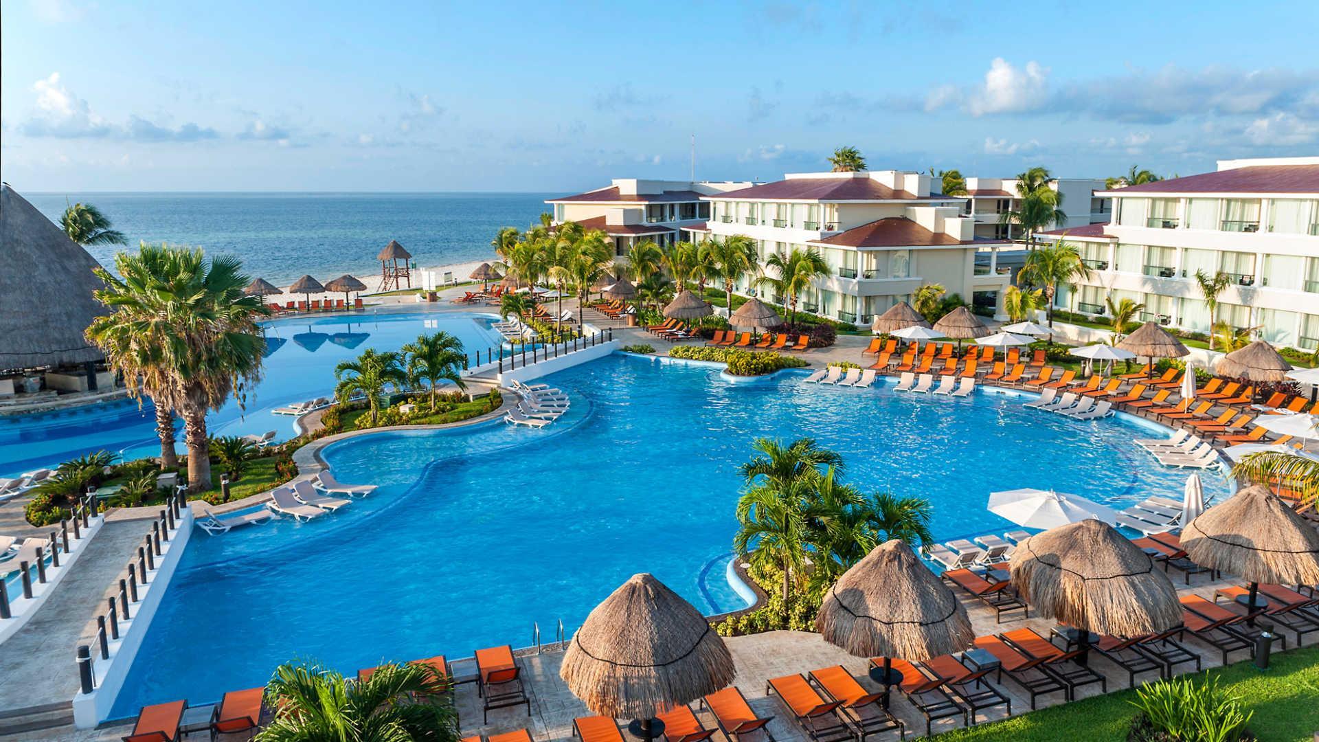 1920x1080 Moon Palace Cancun Wallpaper
