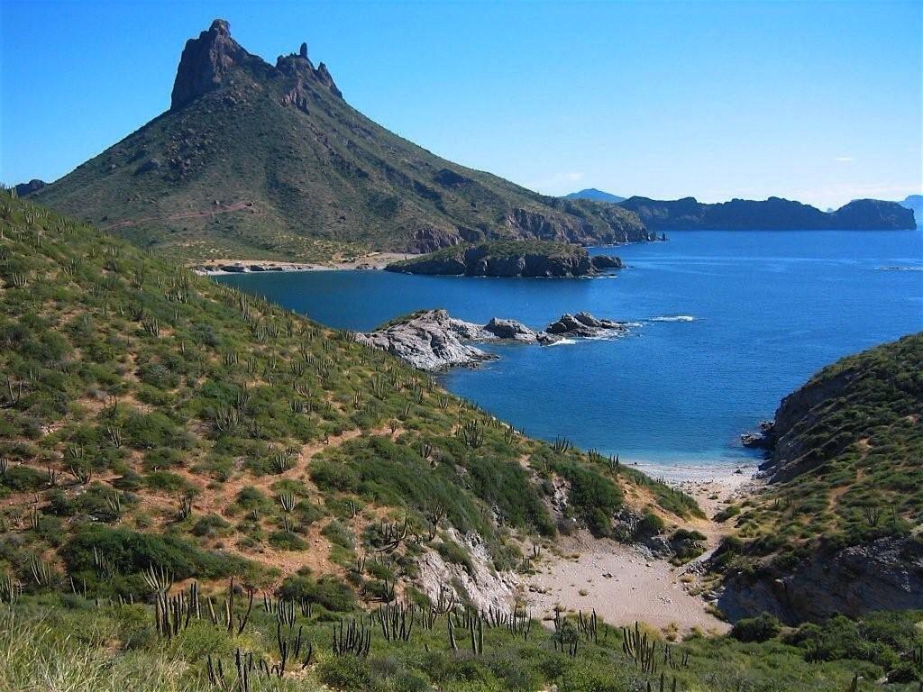 1024x768 Tetabampo at San Carlos. View from overlook above Catch 22