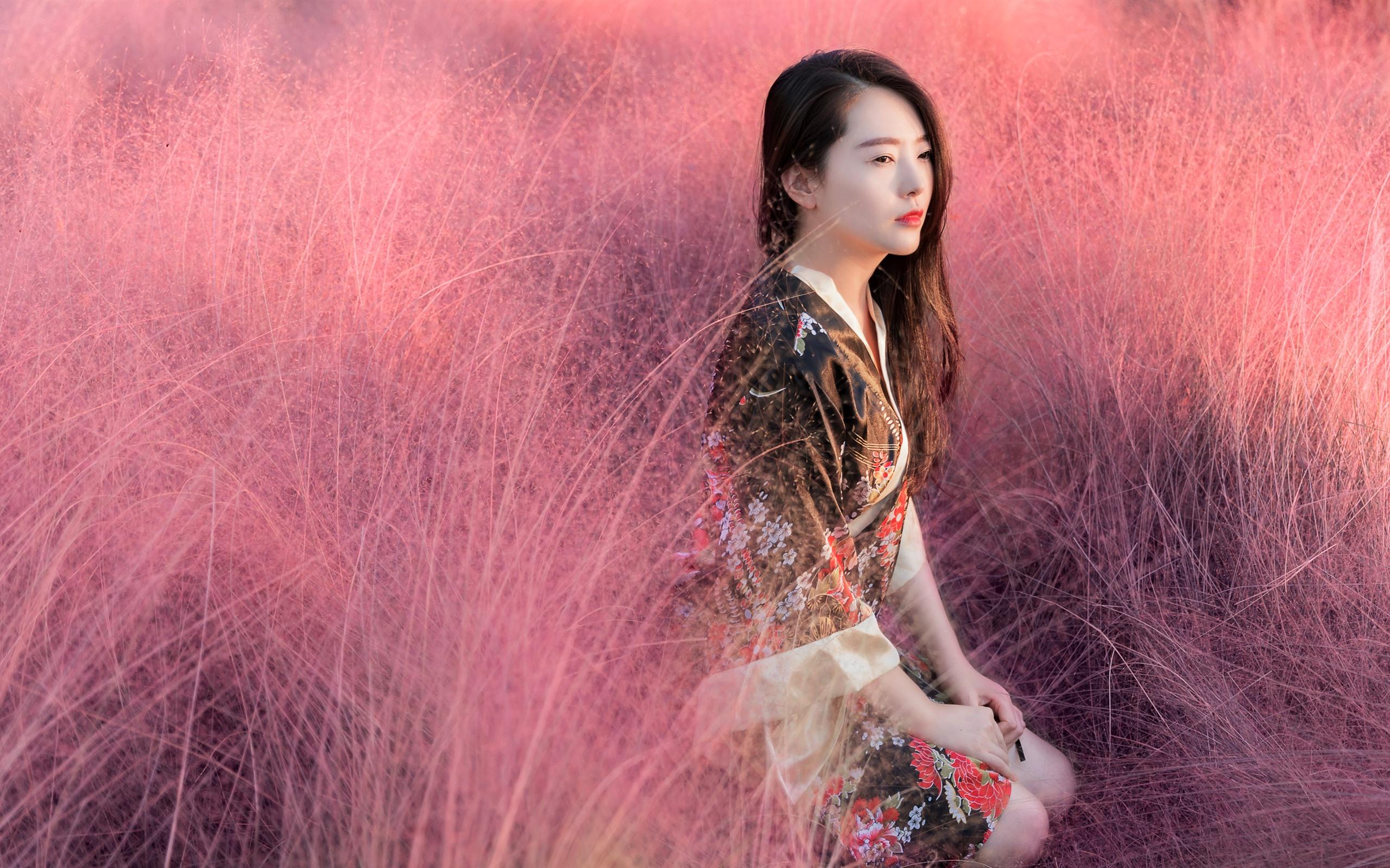 2560x1600 Wallpaper Beautiful Chinese girl, retro style, pink flowers 2560x1600 HD Picture, Image
