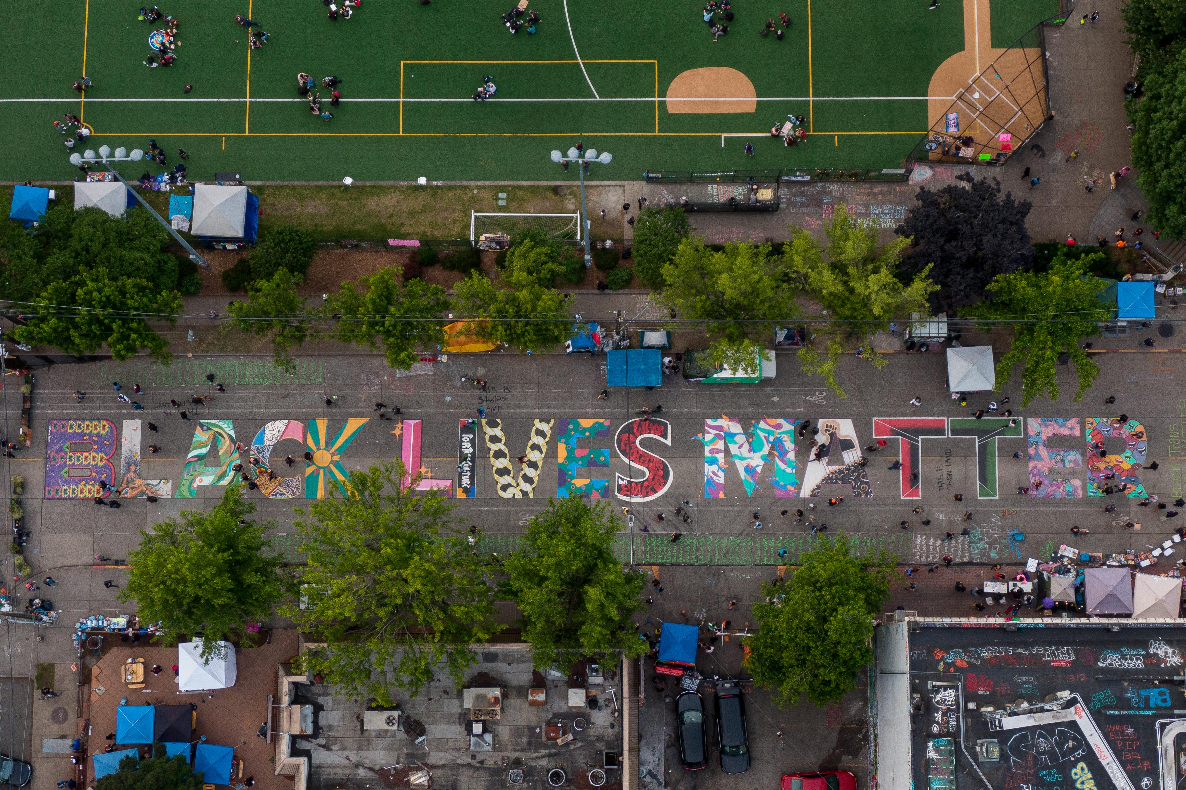 3942x2628 For Seattle's Cop Free Protest Zone, Tech Is Both A Revolutionary Asset And Disastrous Liability