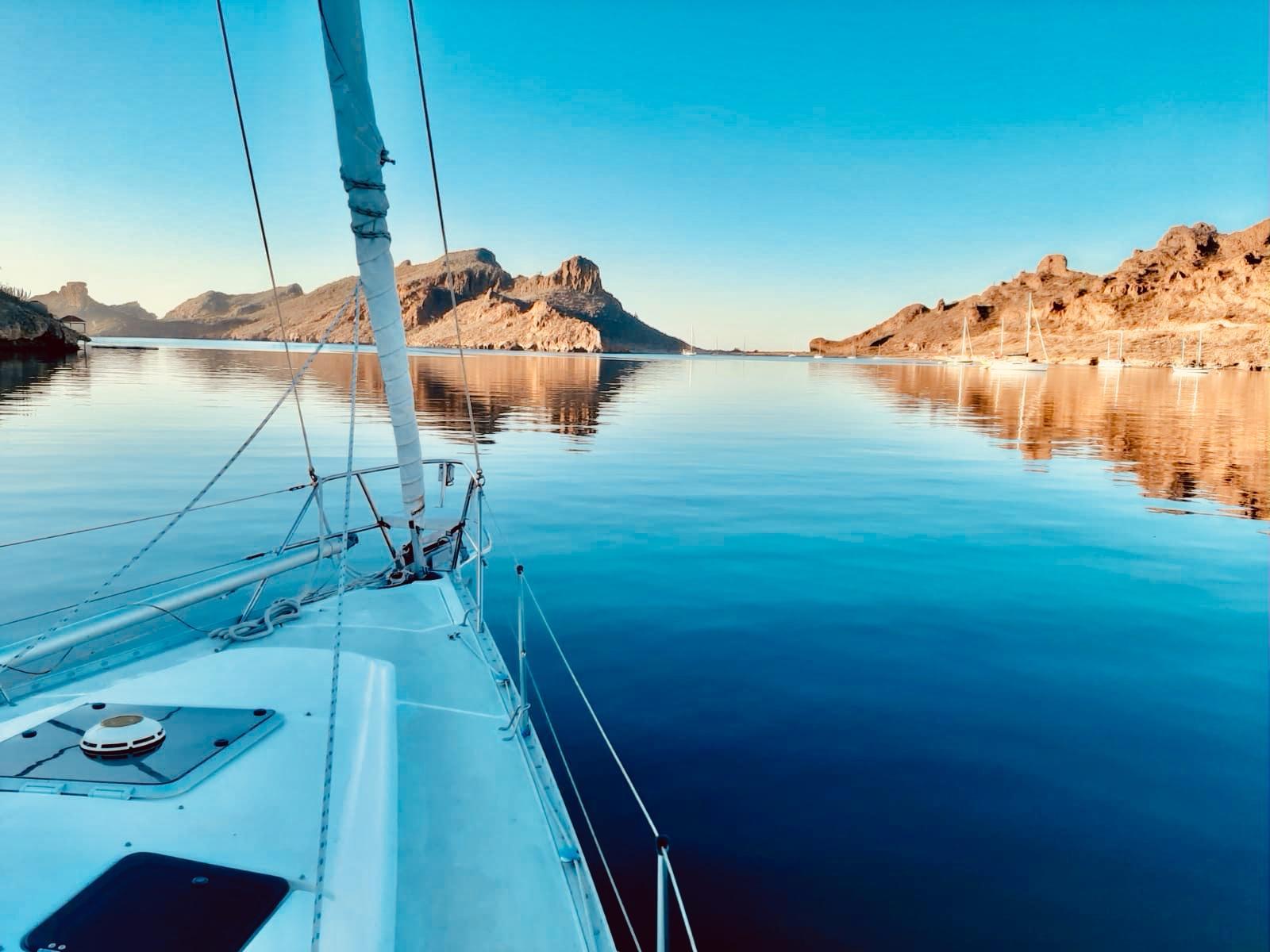 1600x1200 Yacht Hunter Yachts San Carlos, Mexico. Denison Yacht Sales