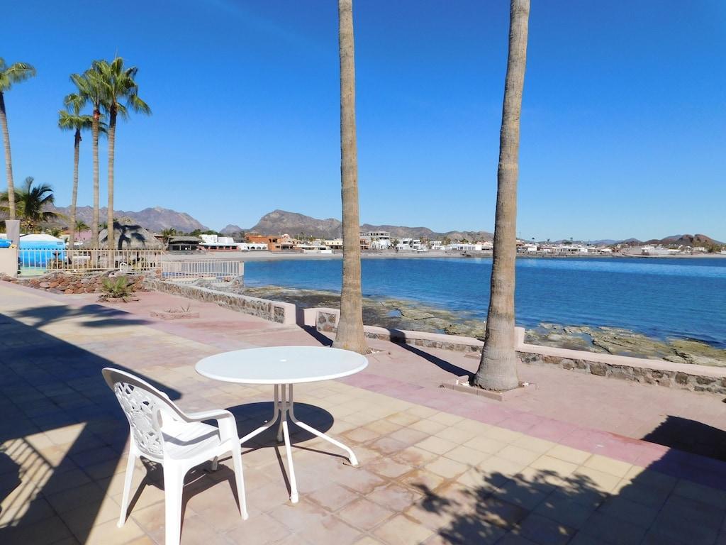 1024x768 Amazing Sea of Cortez View