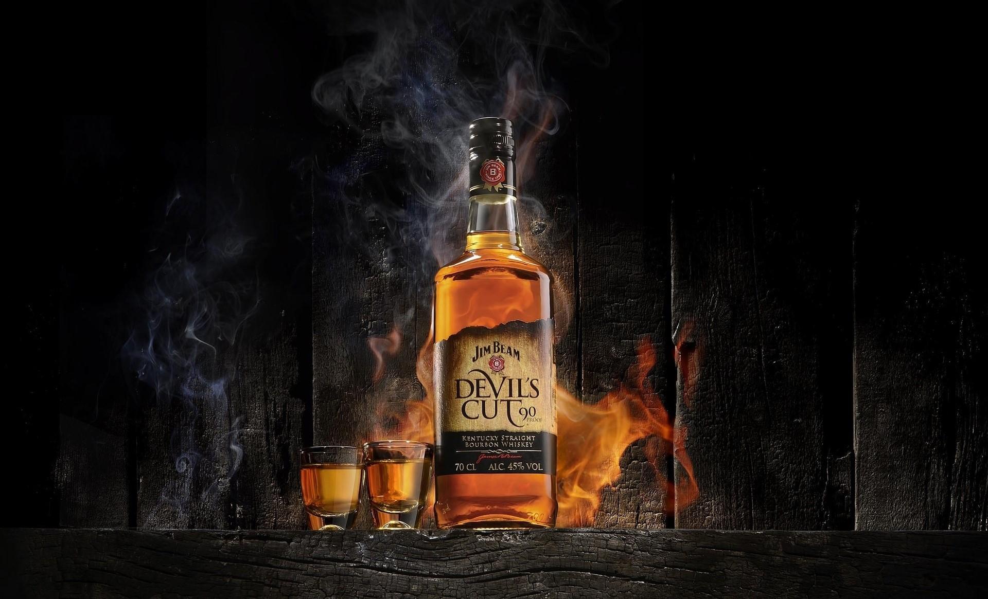 1920x1165 alcohol, Fire, Bottles, Jim Beam, Smoke, Whiskey, Bourbon Wallpaper HD / Desktop and Mobile Background
