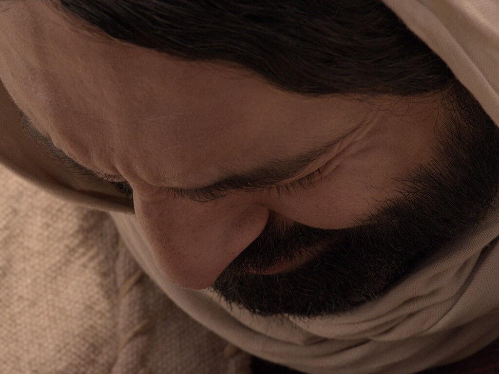 1024x768 FreeBibleimage - Jesus And Lazarus: Part 2 - Jesus Travels To See Mary And Martha Then Calls Lazarus To Come Out Of The Tomb (John 11:17 44)