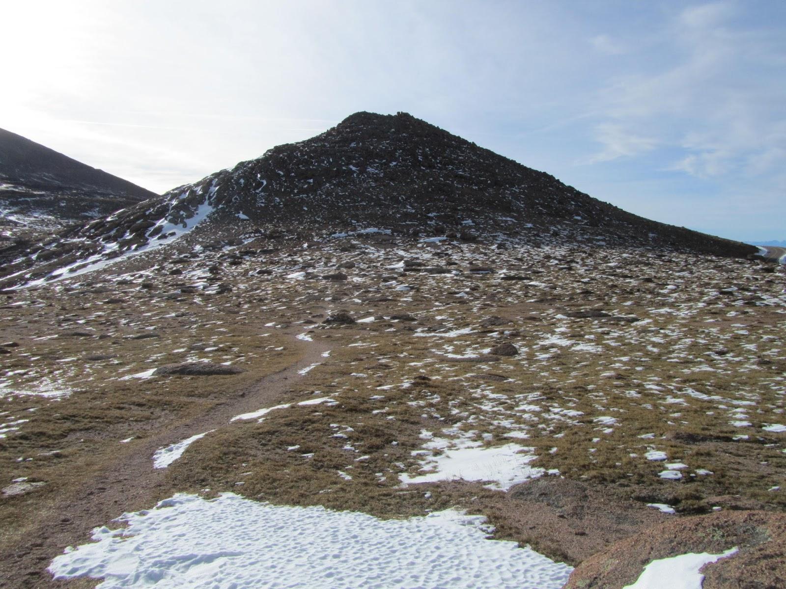 1600x1200 Tomcat's Outdoor Adventures: A Nearly Snowless Pikes Peak Winter Climb