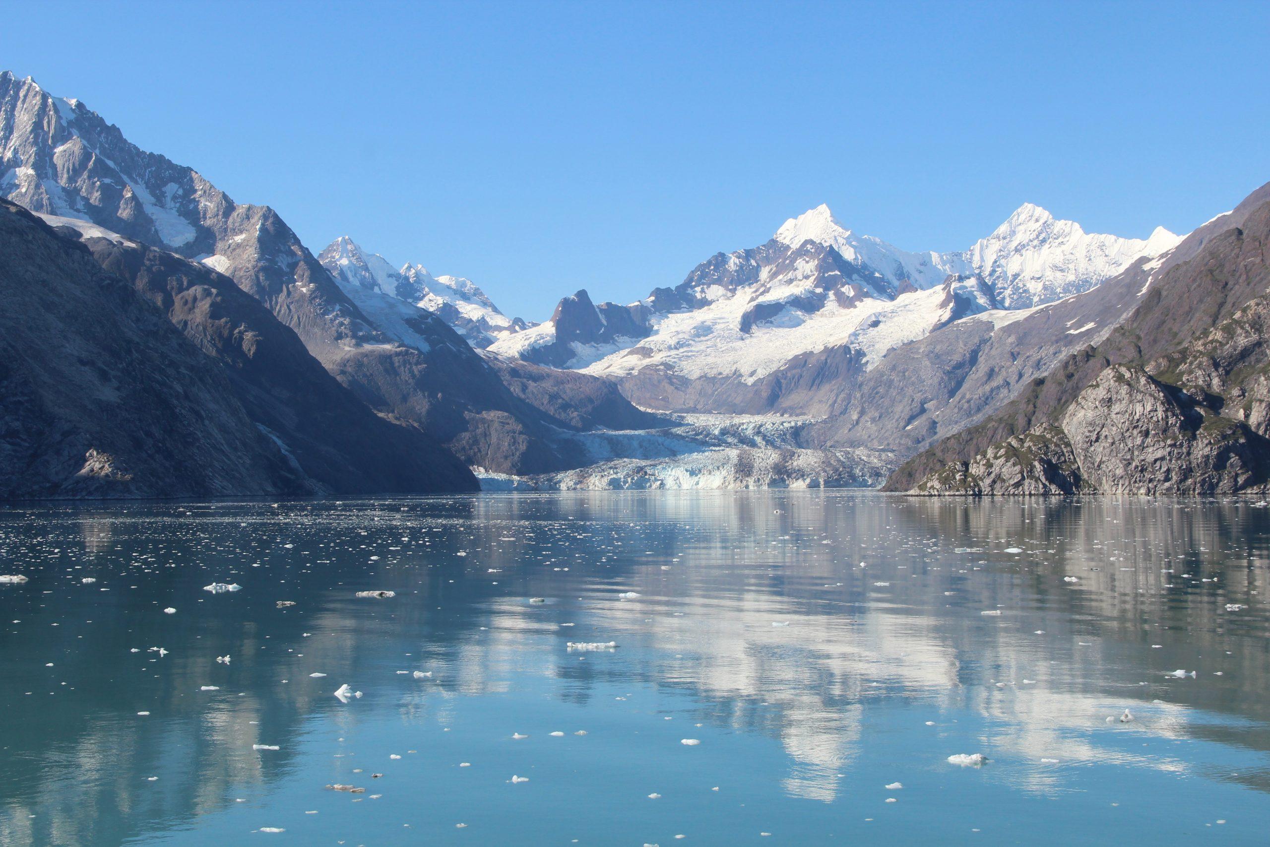2560x1707 Cruising the Alaskan Inside Passage: Where the Call of the Wild meets the Lap of Luxury