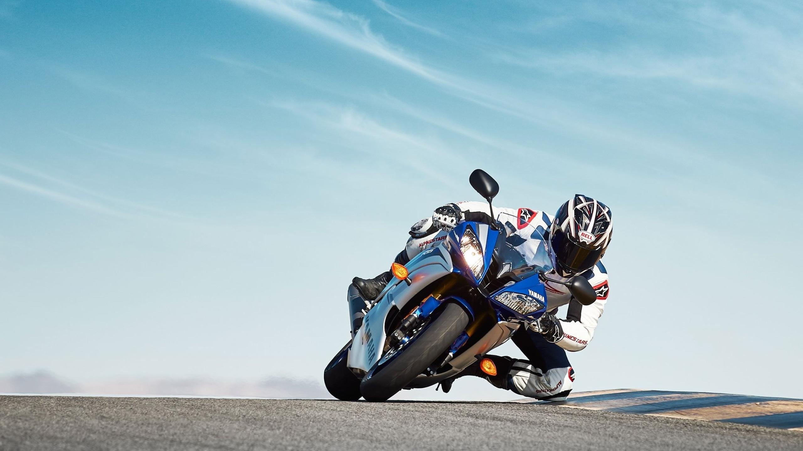 2560x1440 Boys Love Bike Quotes