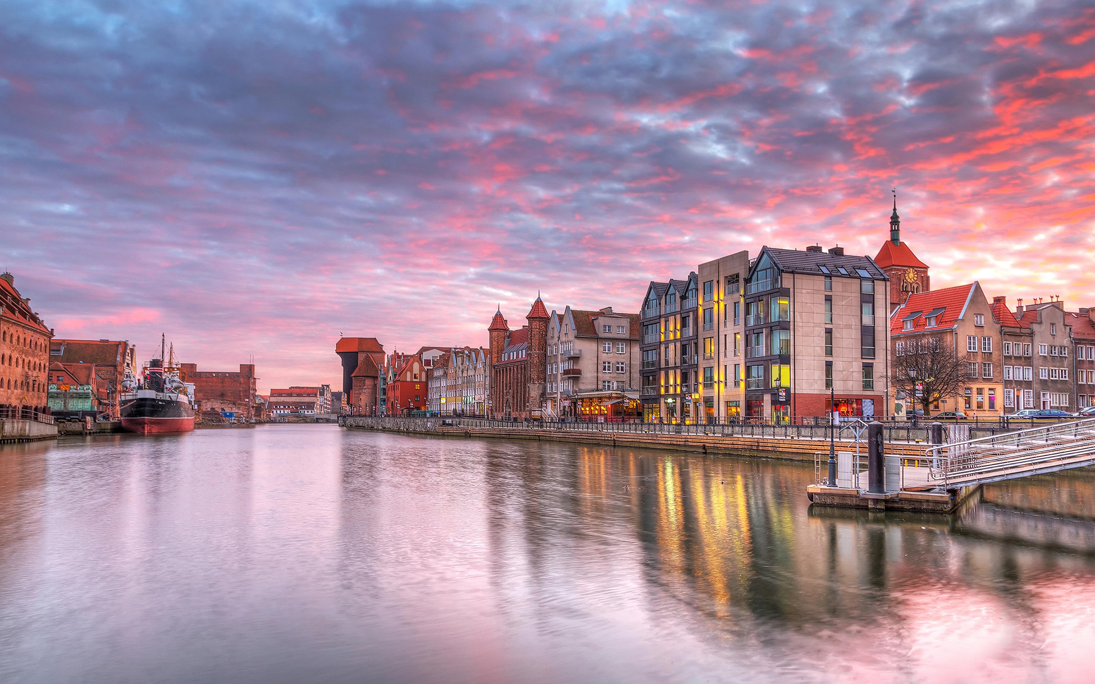 3840x2400 image Gdańsk Poland Rivers Cities Clouds Building 3840x2400