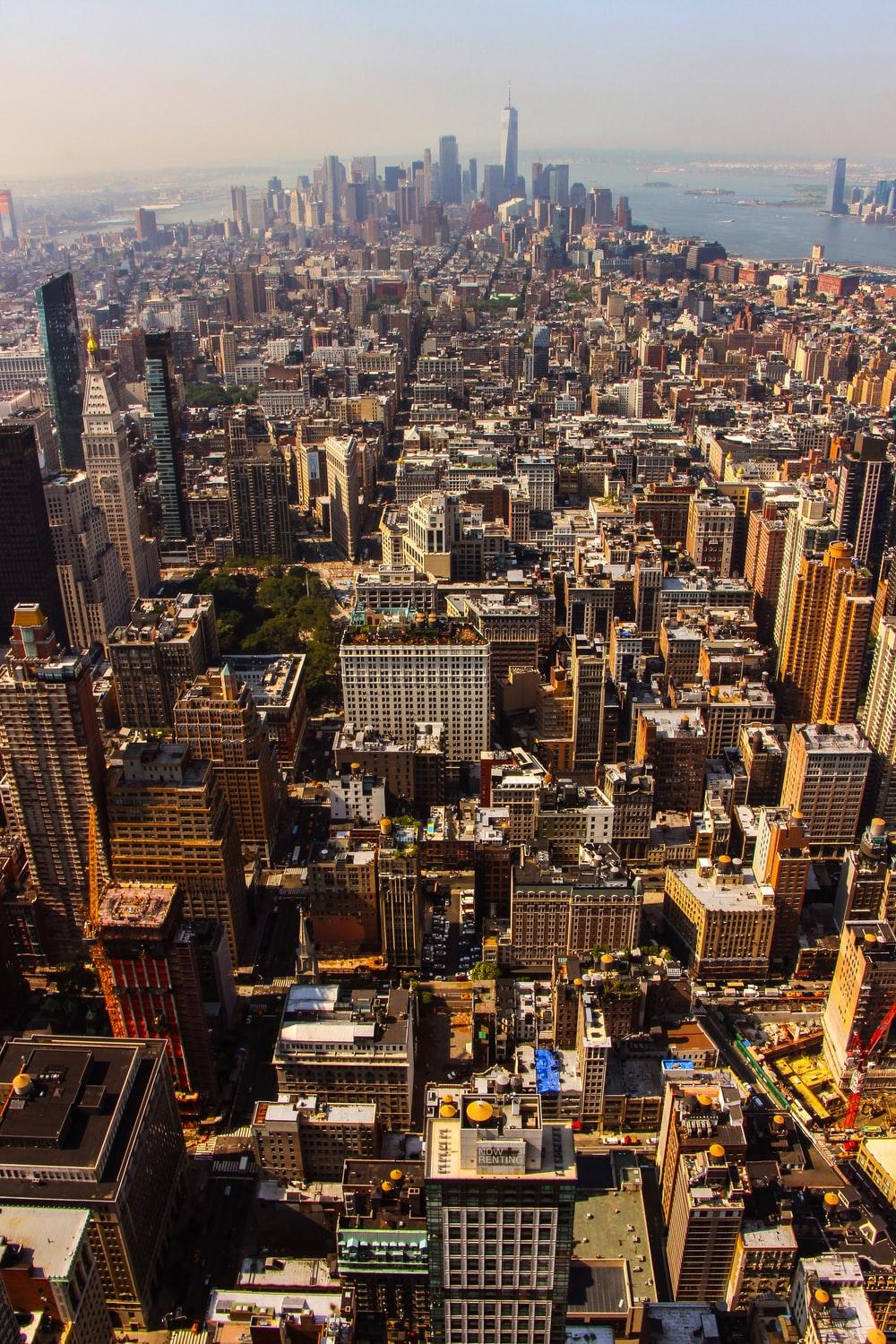 1000x1500 Colorful City Picture. Download Free Image