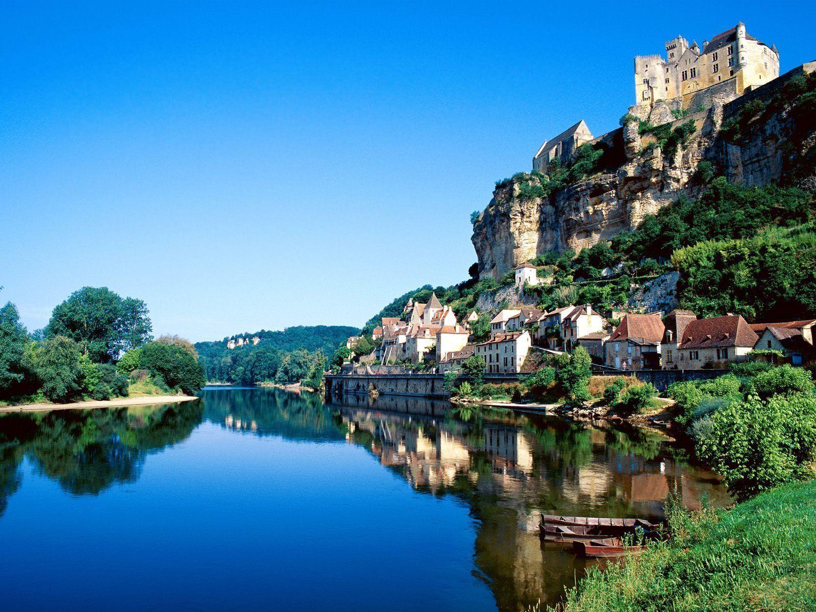1600x1200 France