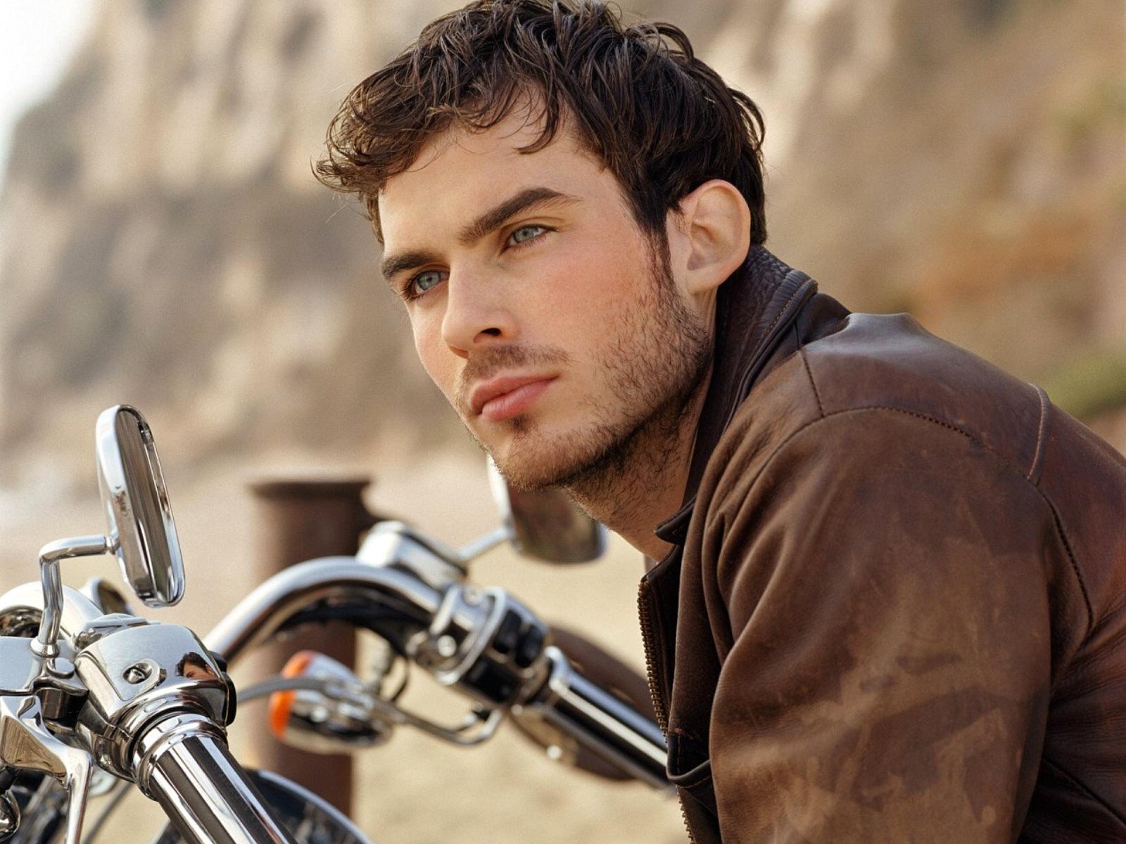 1600x1200 HD Ian Somerhalder Wallpaper