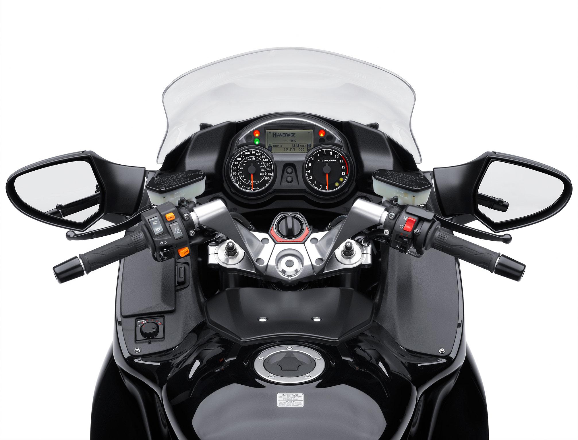 2013x1534 Kawasaki Concours 14 1400GTR Concours Interior Wallpaperx1534