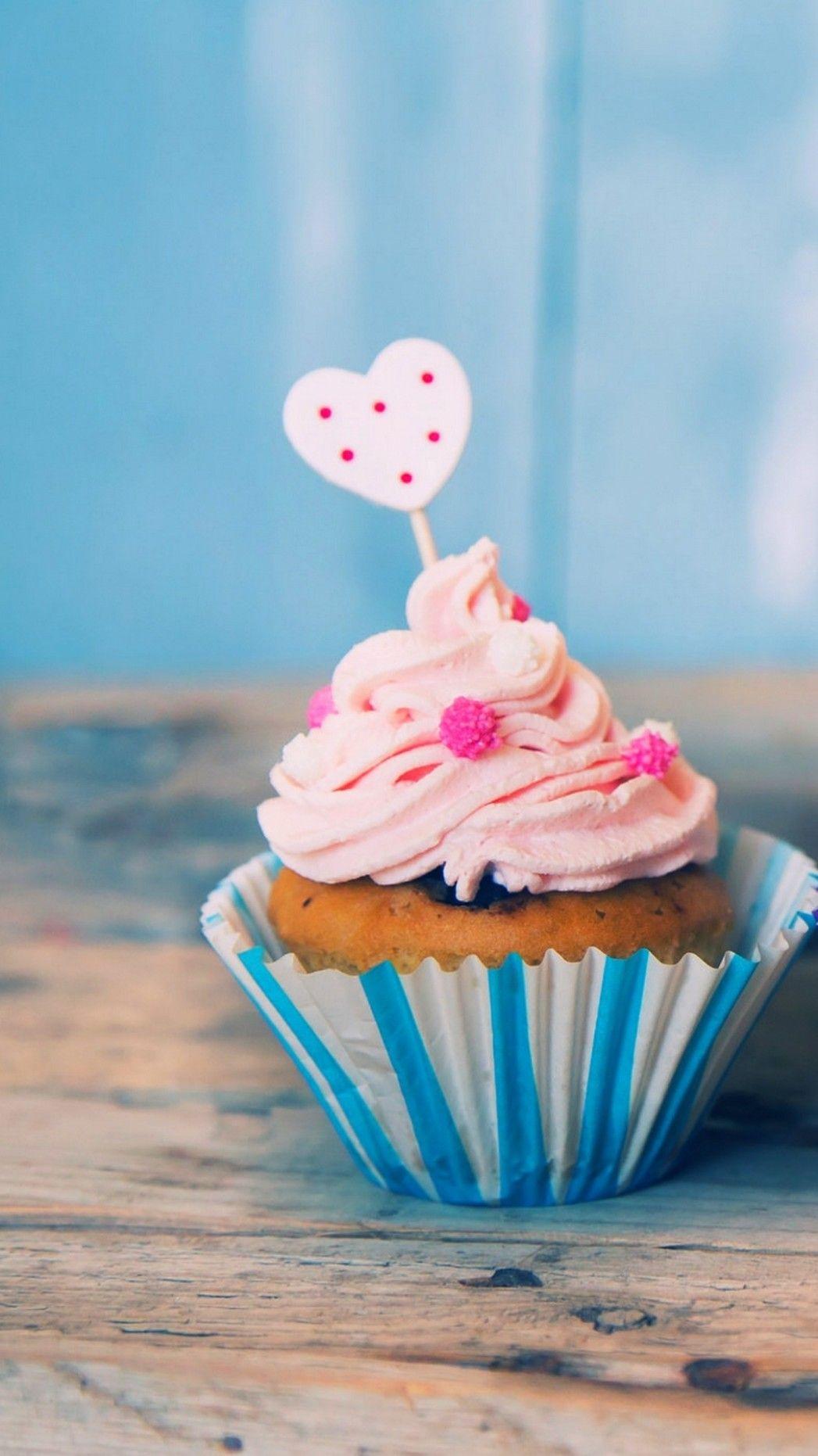 1047x1862 Blue Cupcake Wallpaper 2020