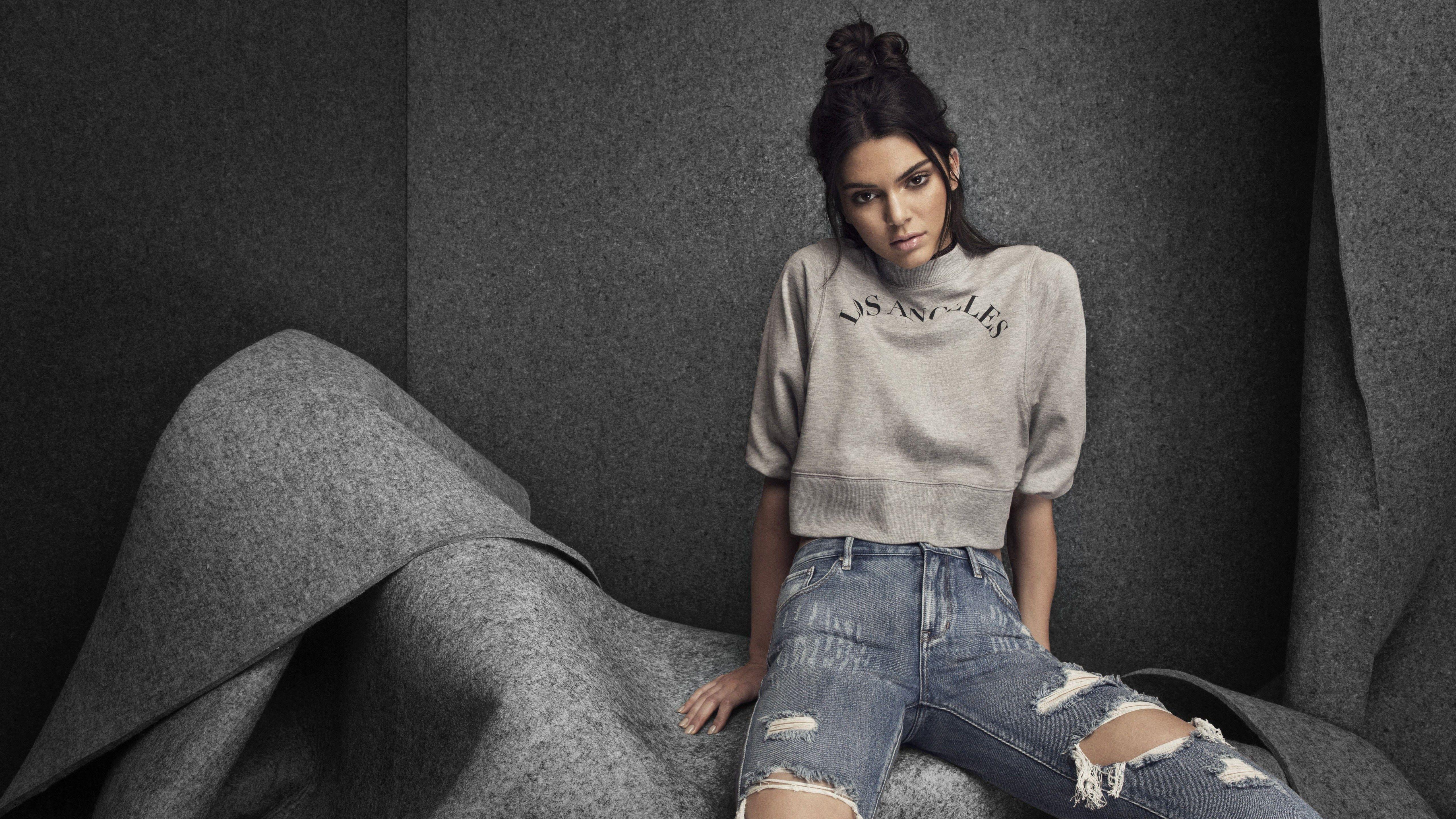 5120x2880 Kendall Jenner Launches Pepsi Commercial