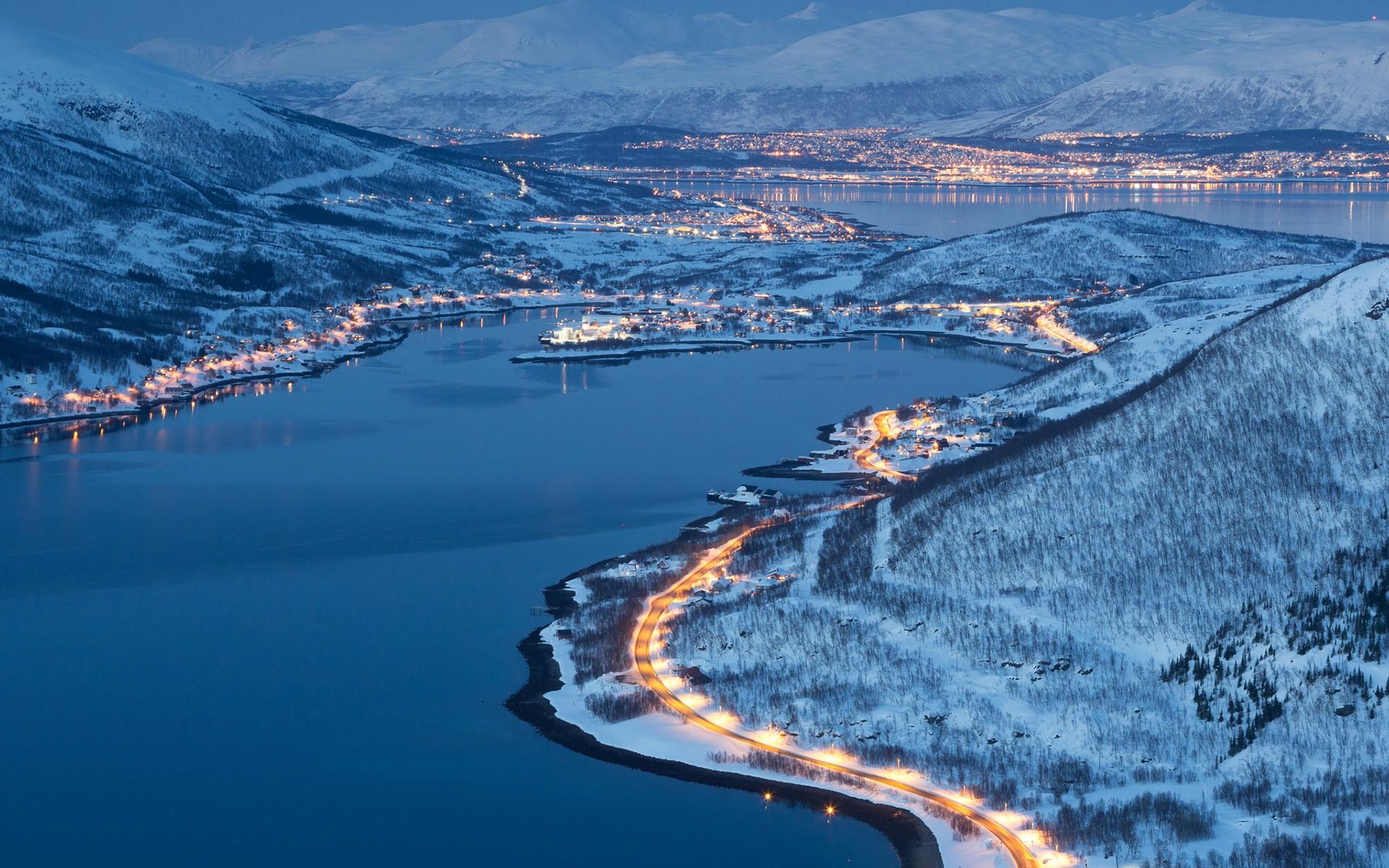 1920x1200 Beautiful Winter Night Wallpaper