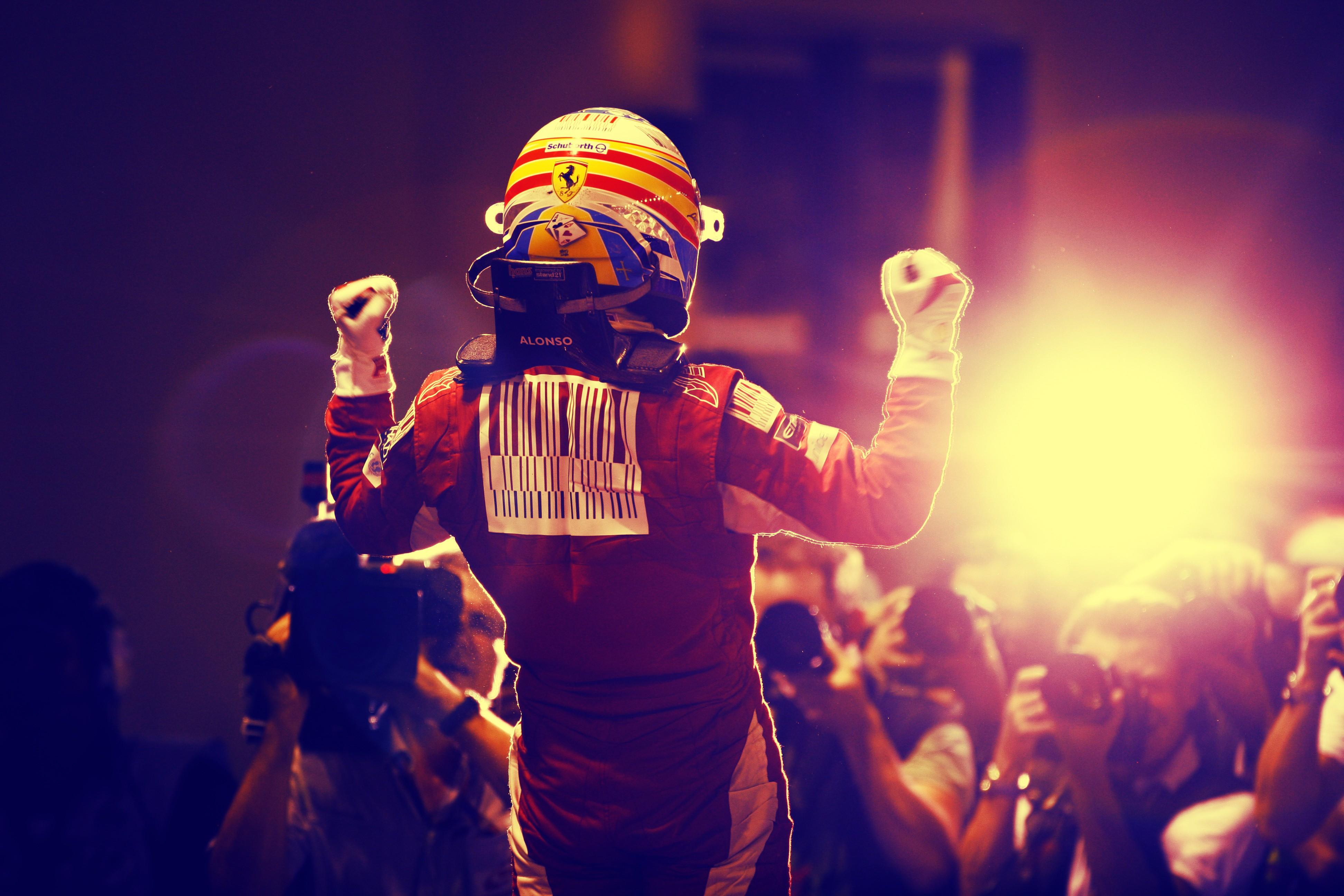 3888x2592 Fernando Alonso Wallpaper