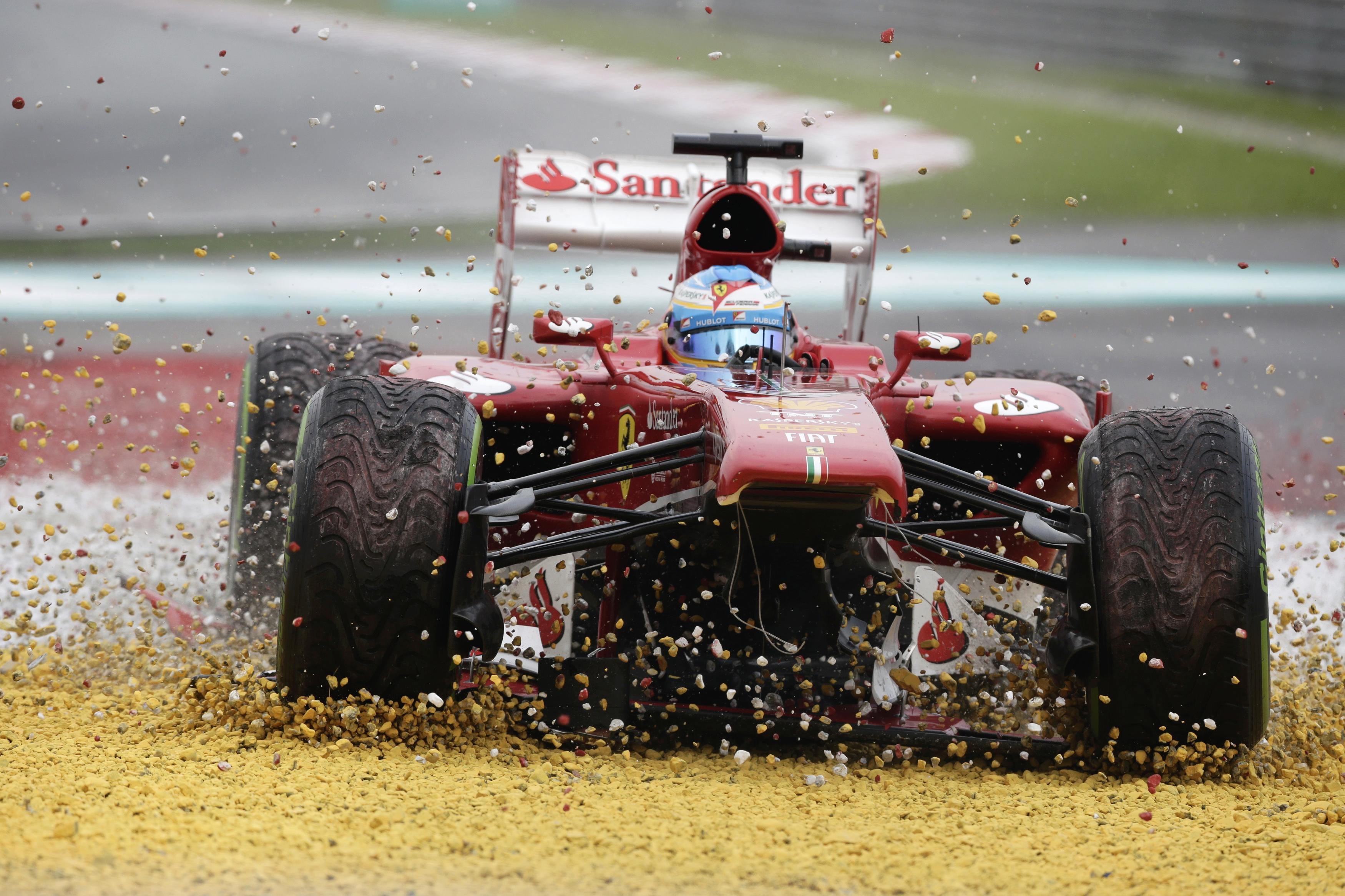 3500x2333 cars, Ferrari, crash, Formula One, Malaysia, Fernando Alonso, Kuala Lumpur, Racing Cars, Scuderia Ferrari, Sepang wallpaper