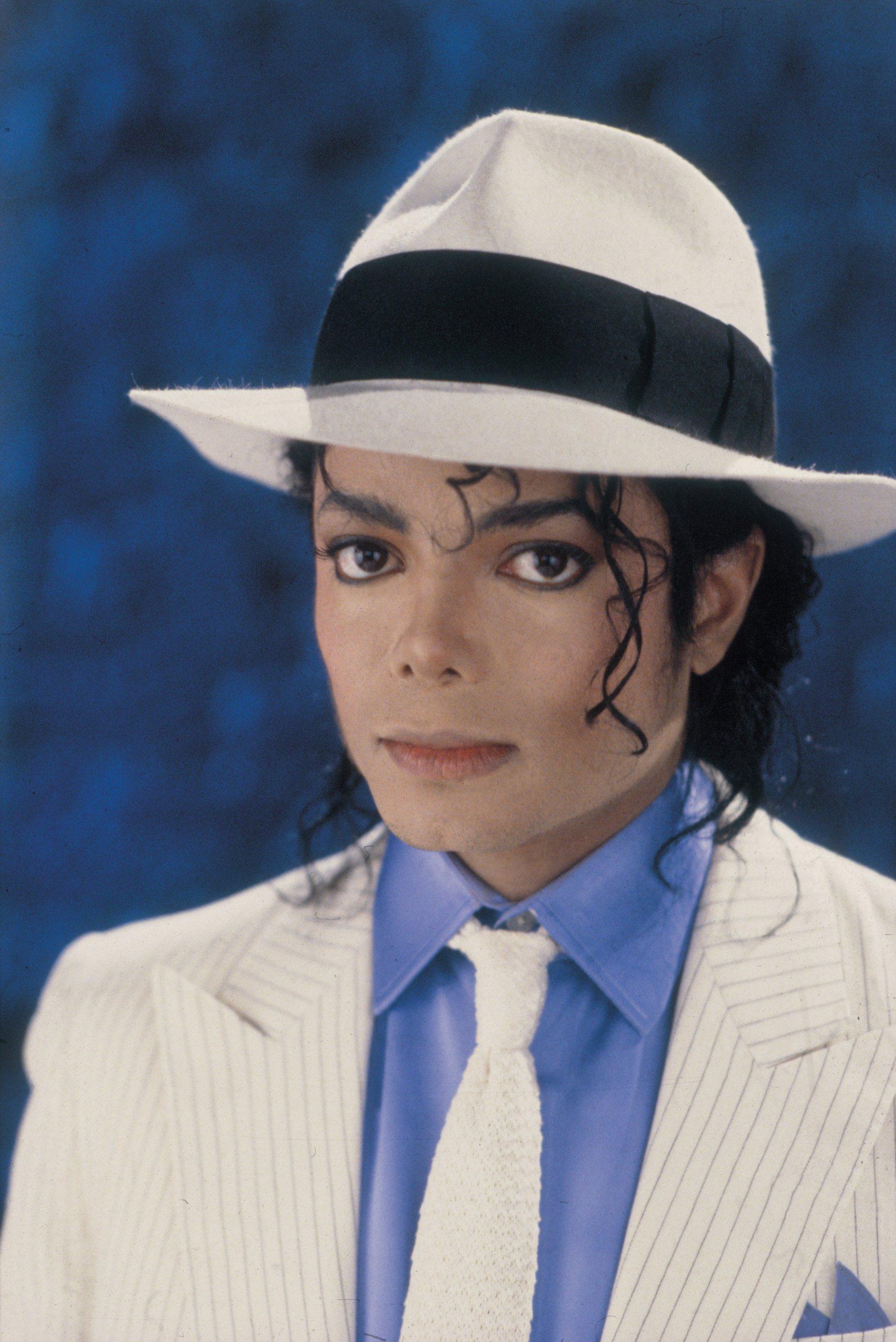 1670x2500 Michael Joseph Jackson (1958 2009)