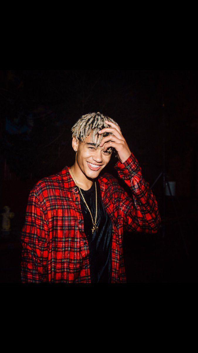 675x1200 Zion Kuwonu Wallpaper