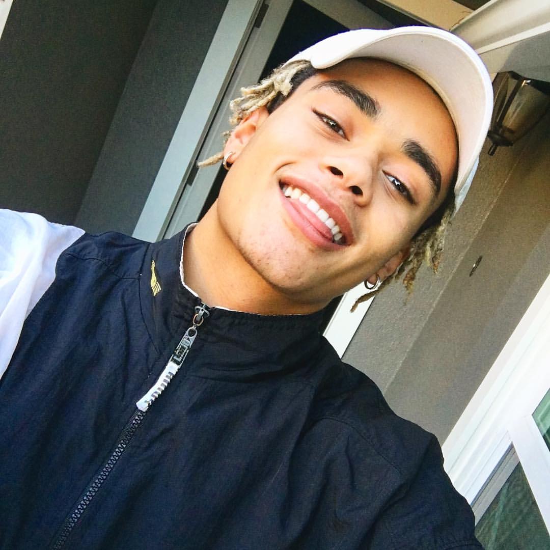 1080x1080 zion kuwonu and prettymuch