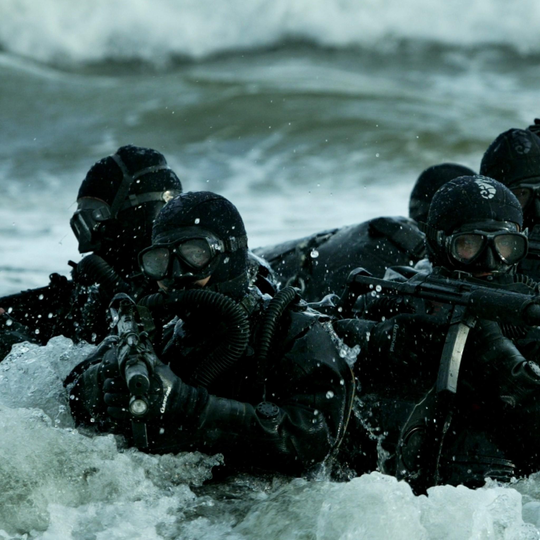 2048x2048 IPhone Navy Seal