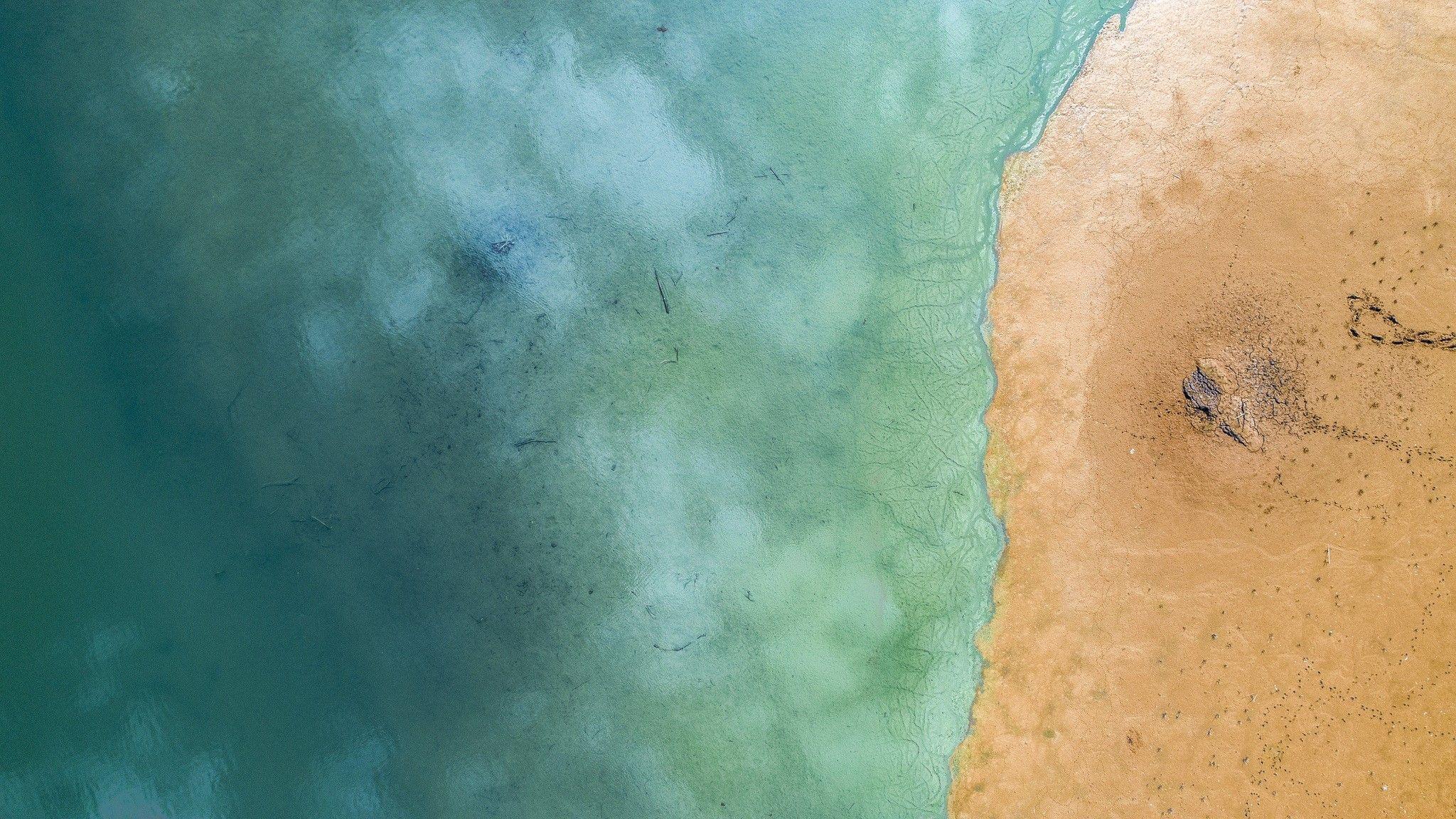 2048x1152 Sea Rainbow Summer Wave Water Ocean Blue Tapet Desktop Wallpaper