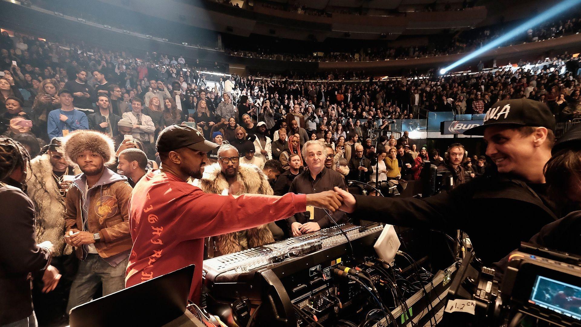 1920x1080 Kanye West's The Life of Pablo is now