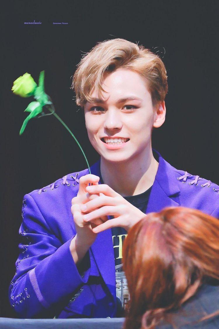 750x1125 THIS HANDSOME Mr. Headphones ❤ ❤ #Hansol #Vernon #Seventeen