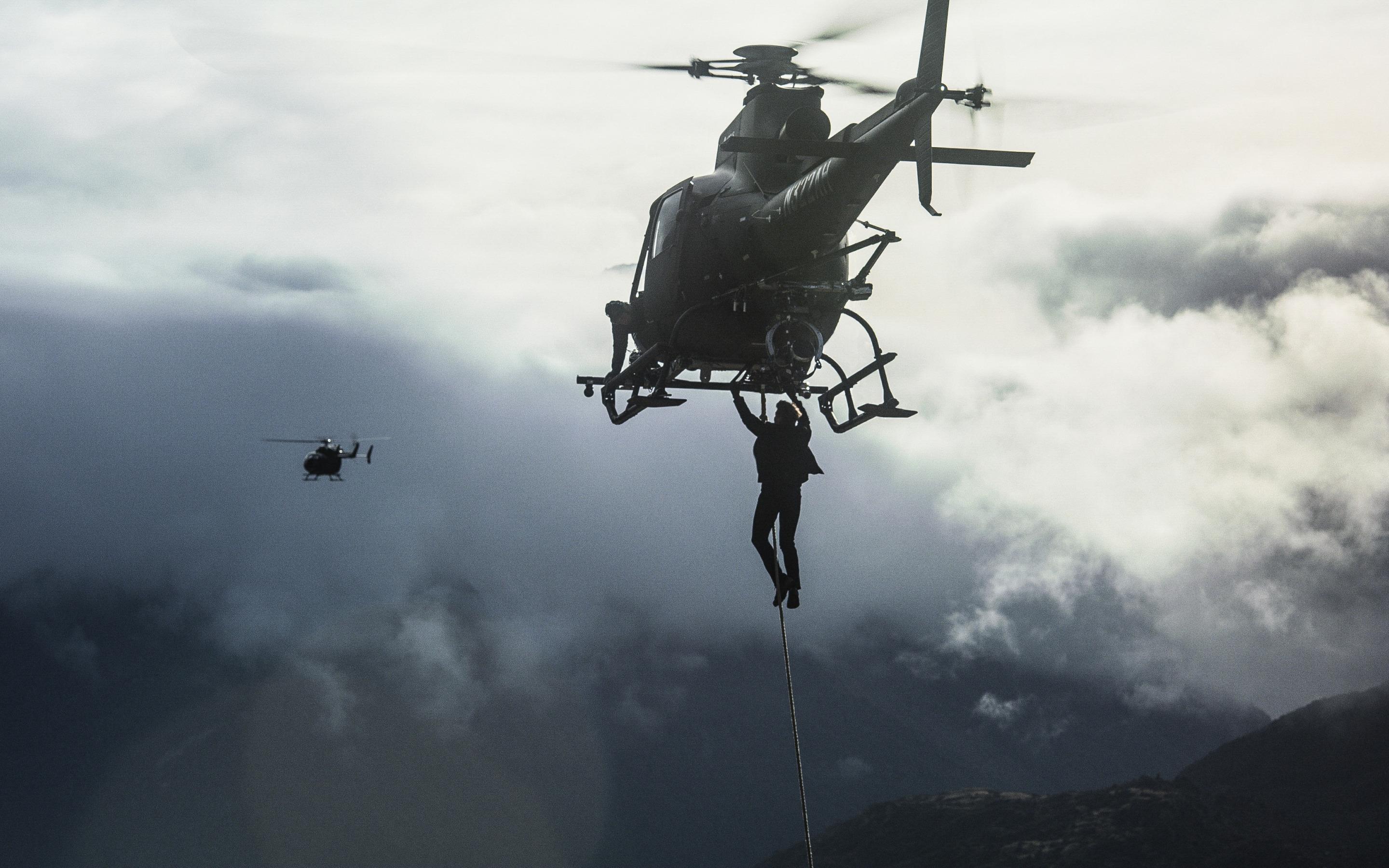 2880x1800 Download wallpaper Mission Impossible Fallout, Tom Cruise, scene with a helicopter, new movies, screenshots, poster, promo for desktop with resolution 2880x1800. High Quality HD picture wallpaper