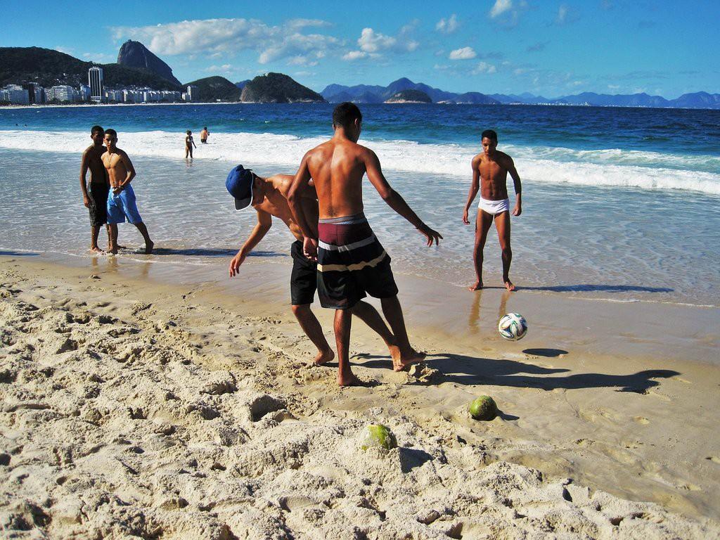 1024x768 Best Beach Sports To Play In Rio De Janeiro