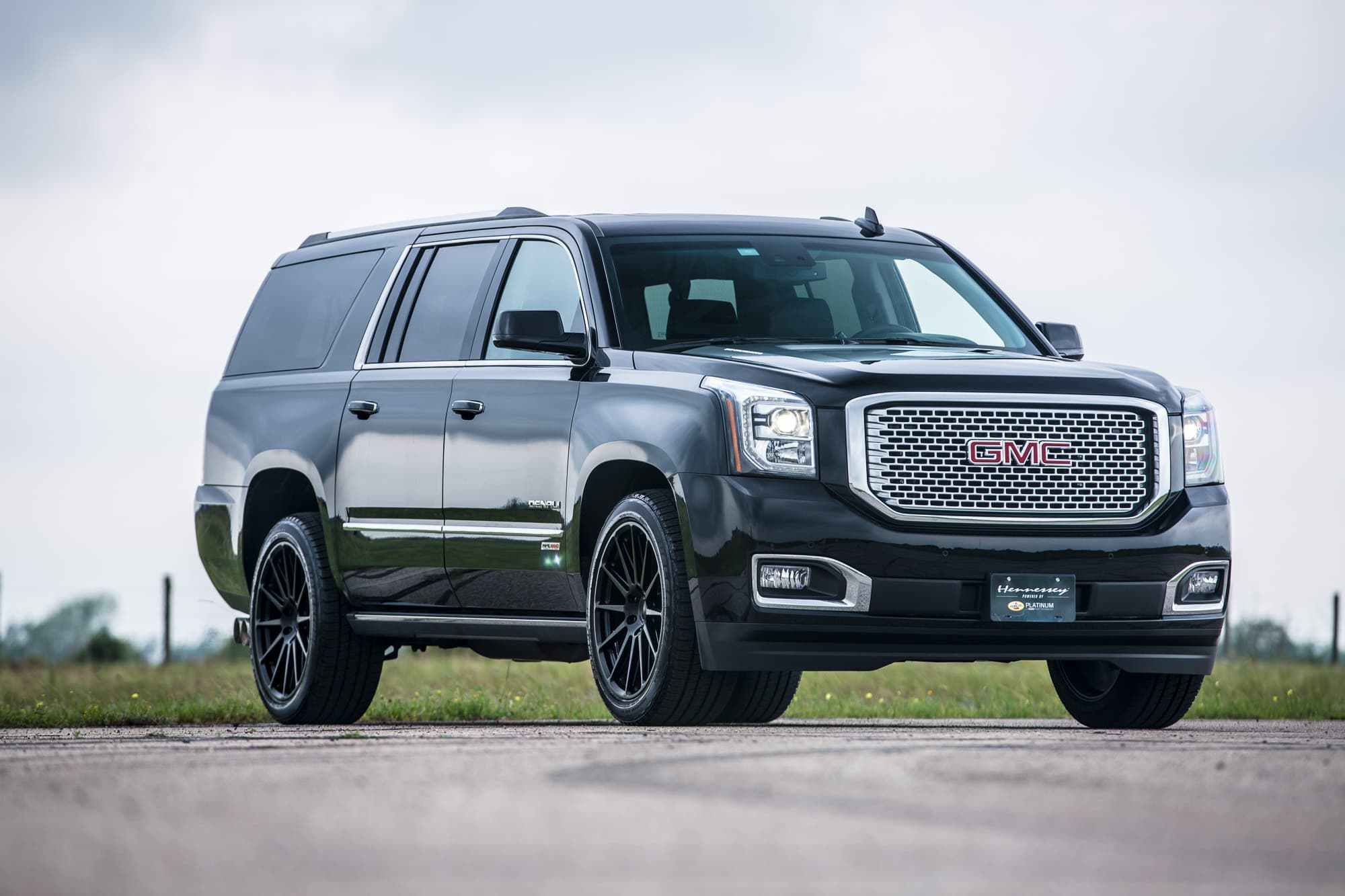 2000x1333 Gmc Yukon Denali 2018 HD Wallpaper Wallpaper