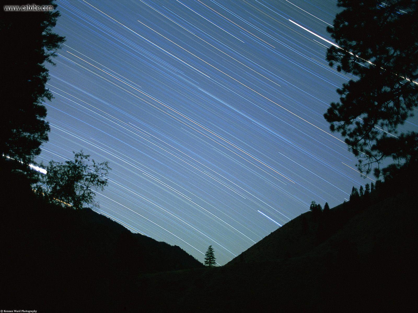 1600x1200 Alaska Night Sky HD Wallpaper