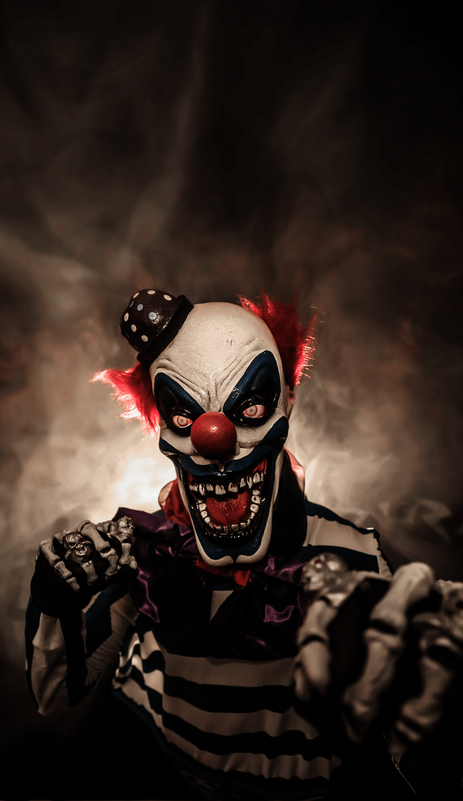 1500x2592 Scary Clown Phone Wallpaper