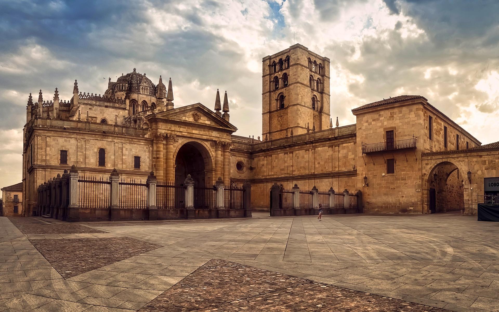1920x1200 Download wallpaper Zamora Cathedral, Roman Catholic church, Zamora, Spain, Europe for desktop with resolution 1920x1200. High Quality HD picture wallpaper