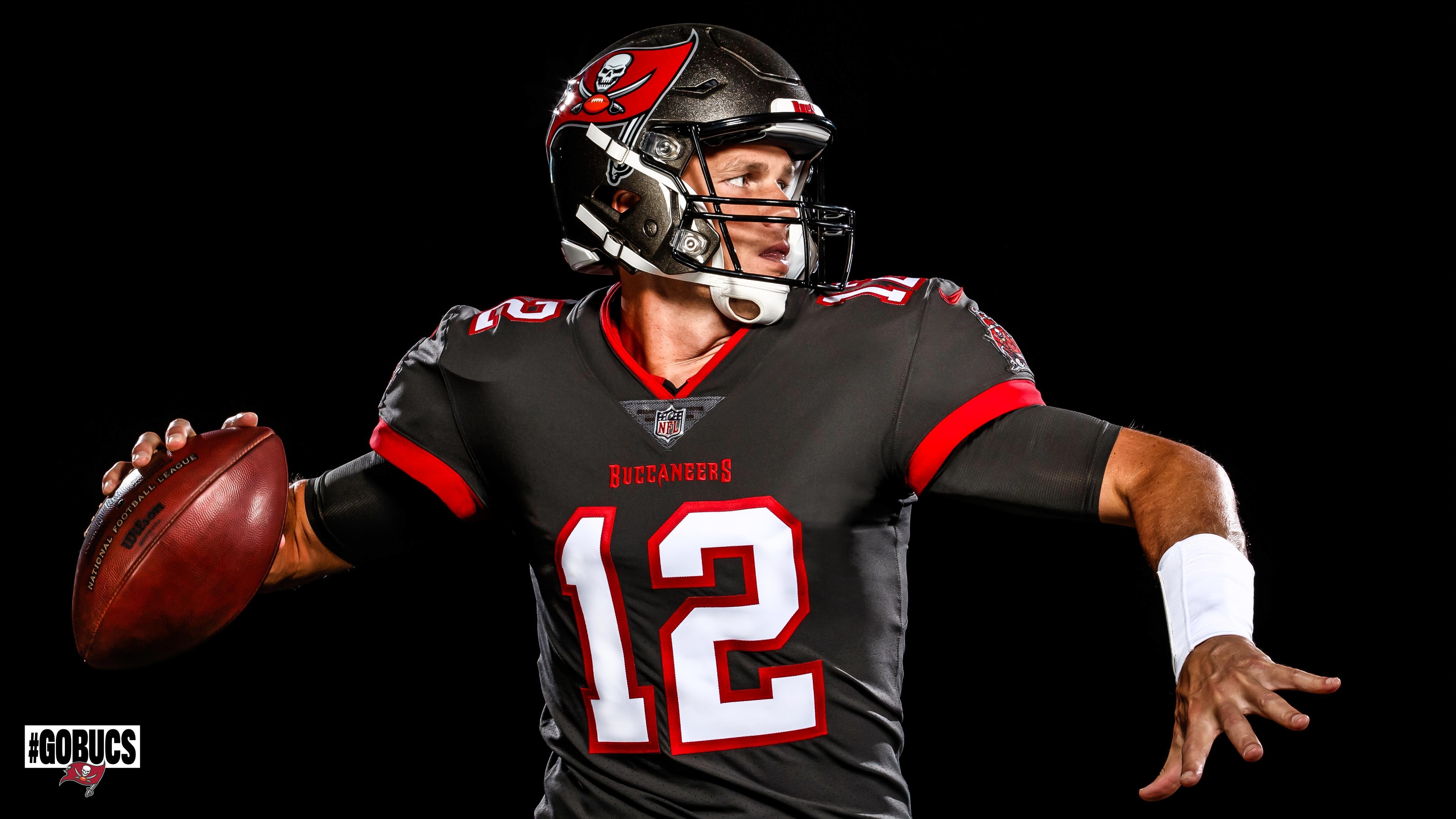5678x3194 Bucs unveil their first photo of Tom Brady in uniform