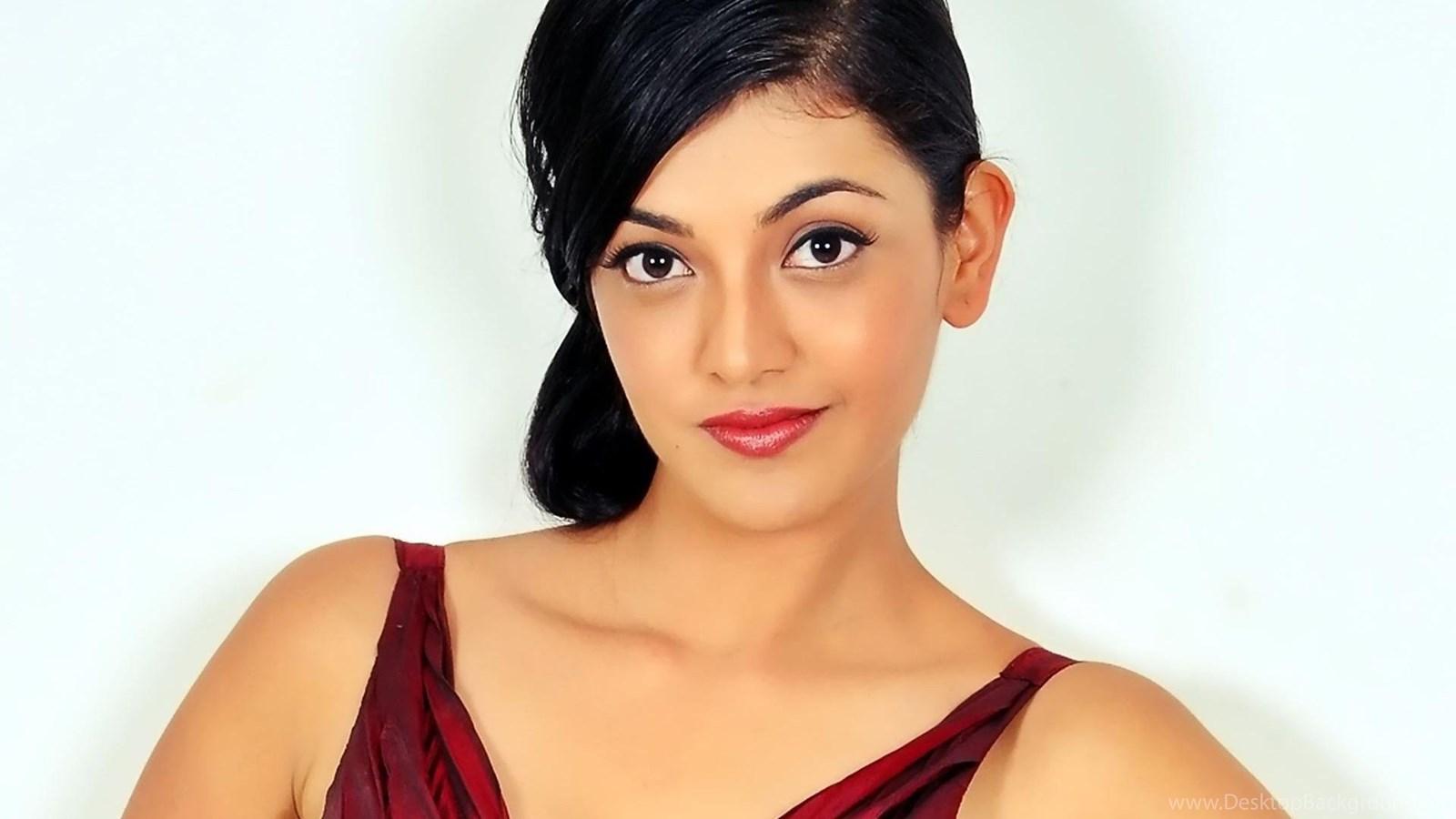 1600x900 HD Wallpaper For Bollywood Actress Desktop Background