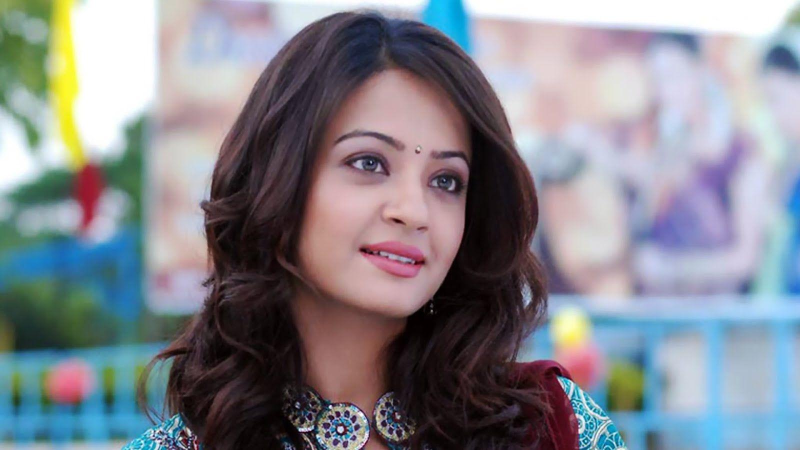 1600x900 Hdq Cover Creative Tamil Actress Picture Actress Girl HD