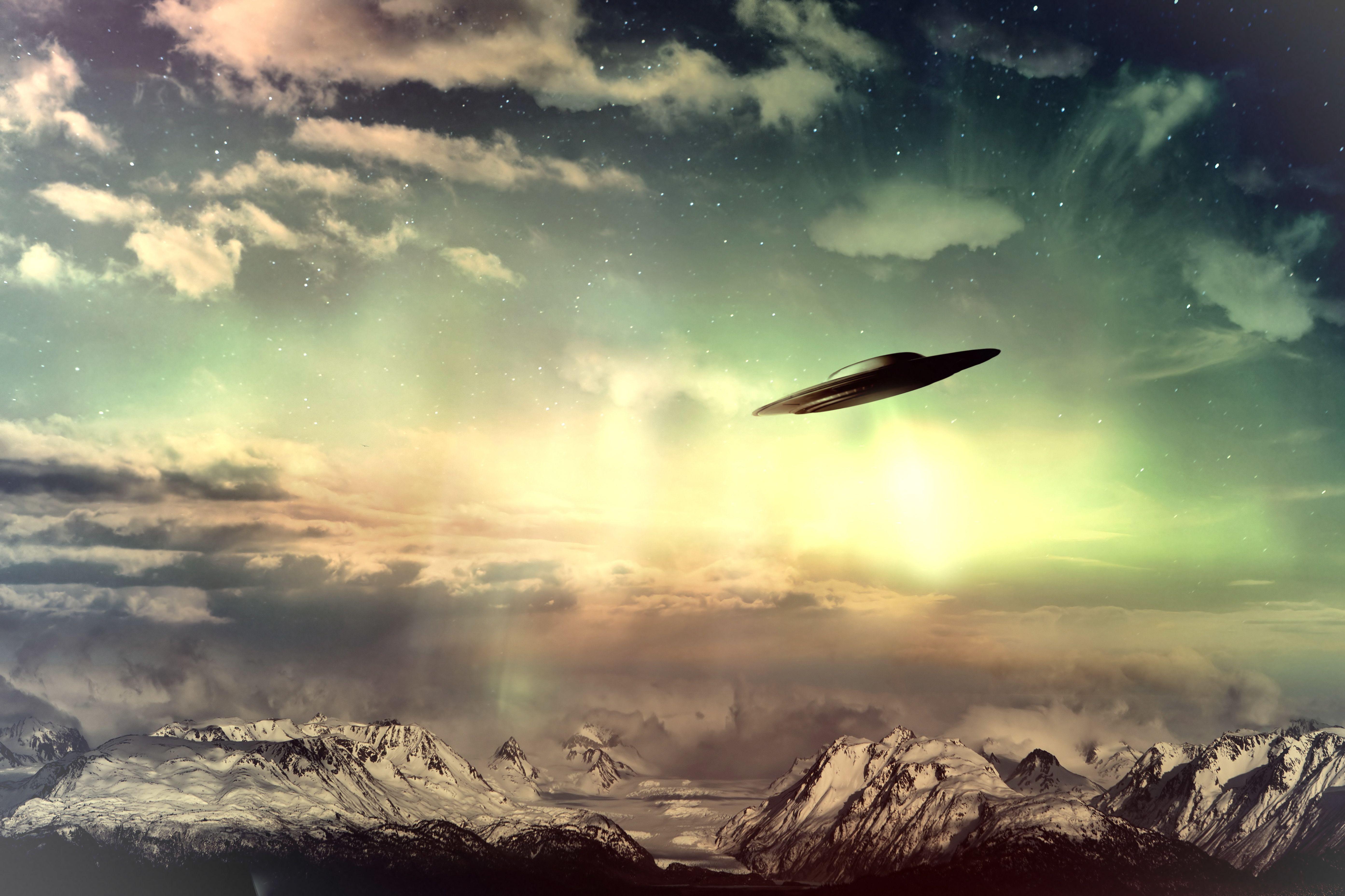 5573x3715 Surreal Sky Wallpaper