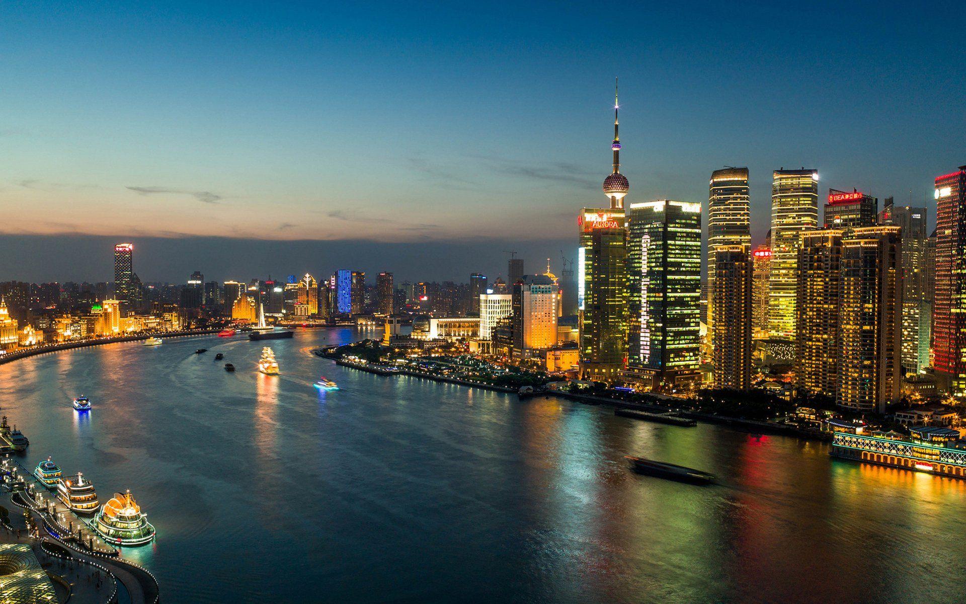 1920x1200 Shanghai Skyline Splendor: Stunning HD Man Made Waterfront Viewx1200
