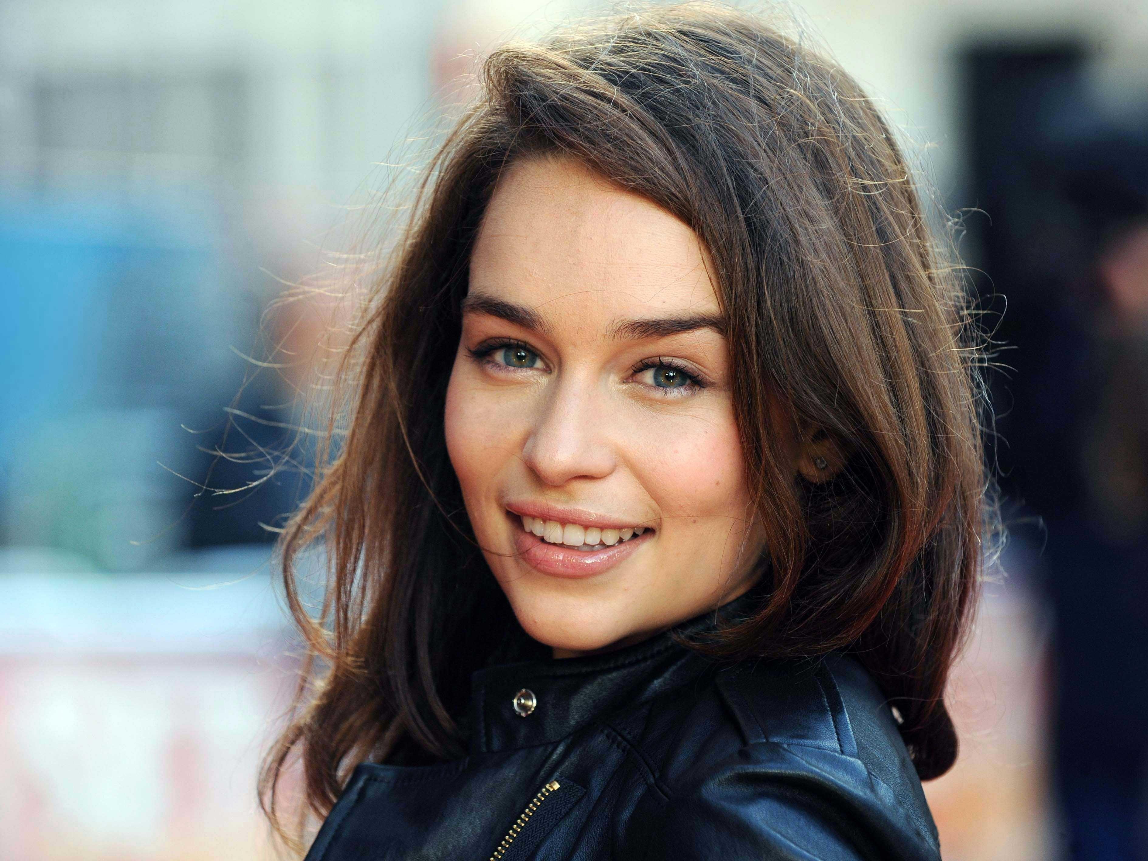 3778x2832 brunettes, women, Emilia Clarke, faces wallpaper
