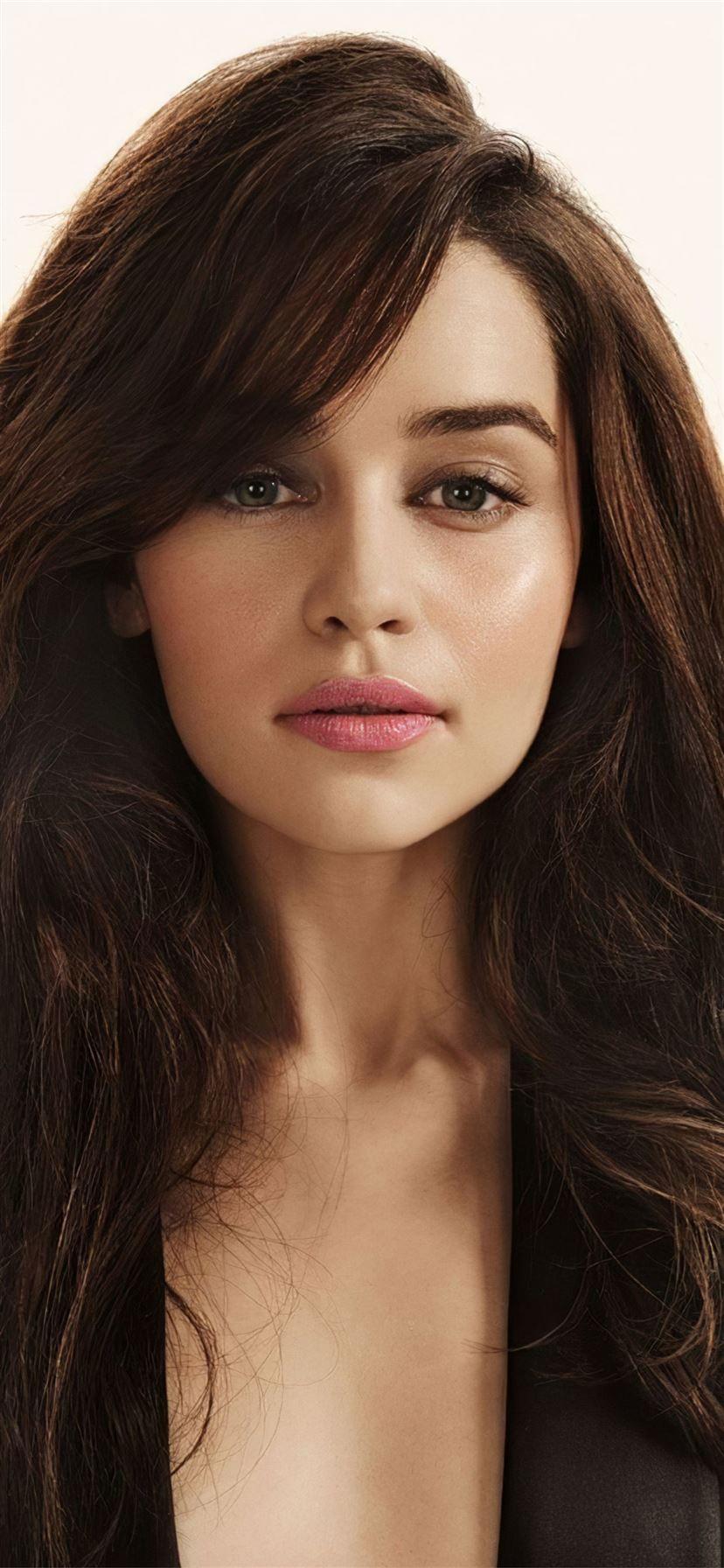 828x1792 emilia clarke 2020 iPhone 11 Wallpaper Free Download