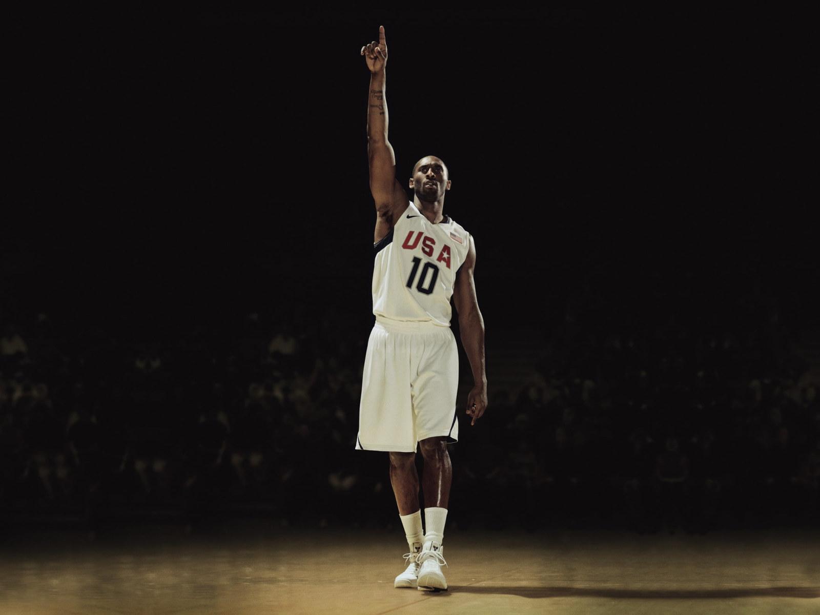 1600x1200 Kobe Bryant Wallpaper, basketball, nba, los angeles lakers, full length • Wallpaper For You HD Wallpaper For Desktop & Mobile